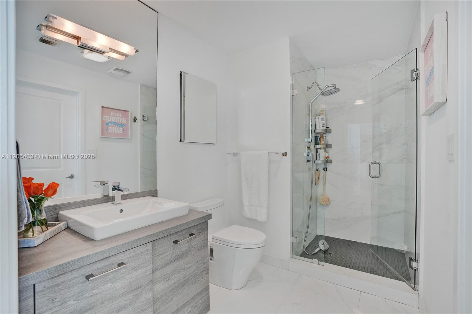image 400 Sunny Isles11