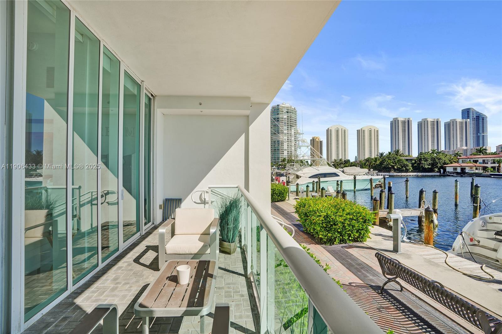 image 400 Sunny Isles15
