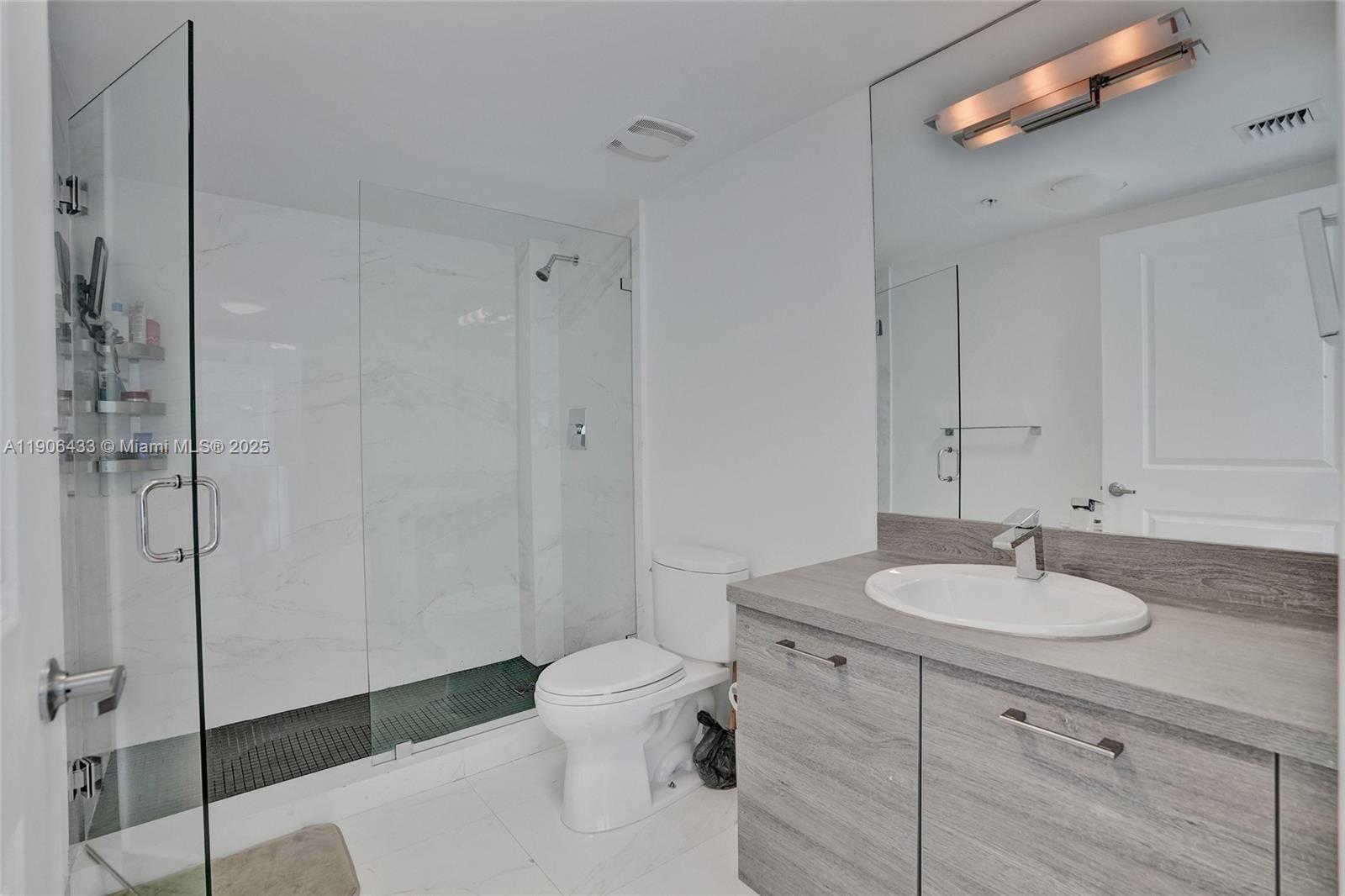 image 400 Sunny Isles23
