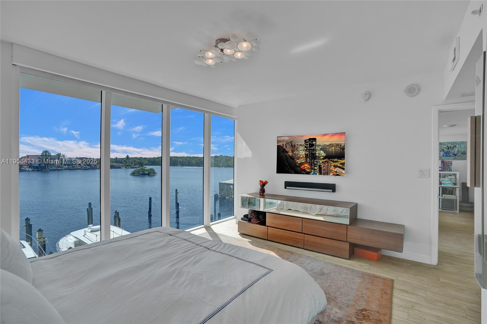 image 400 Sunny Isles26