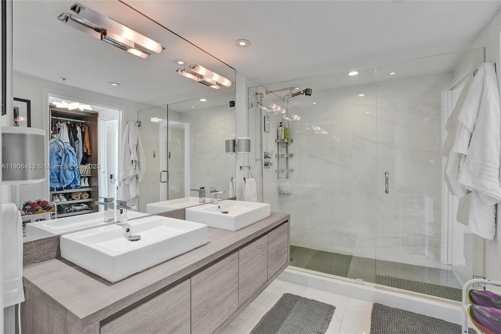 image 400 Sunny Isles28