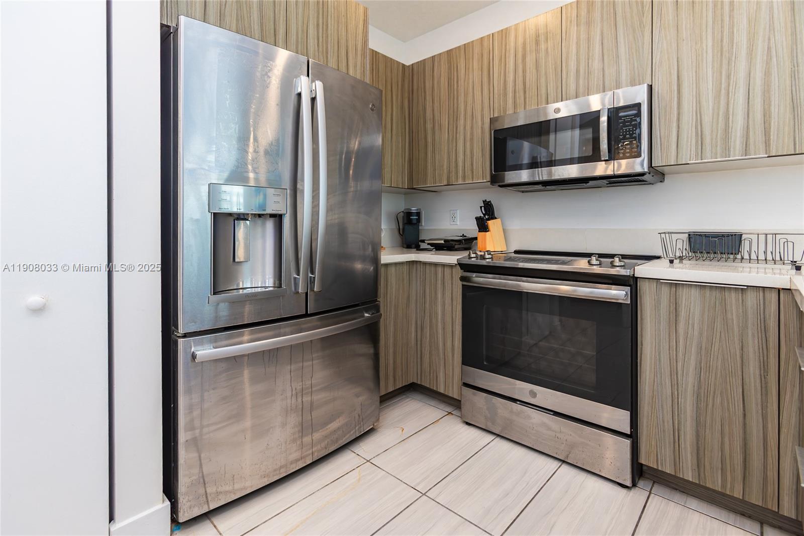 6401 NW 103rd Pl #301 Doral, FL 33178