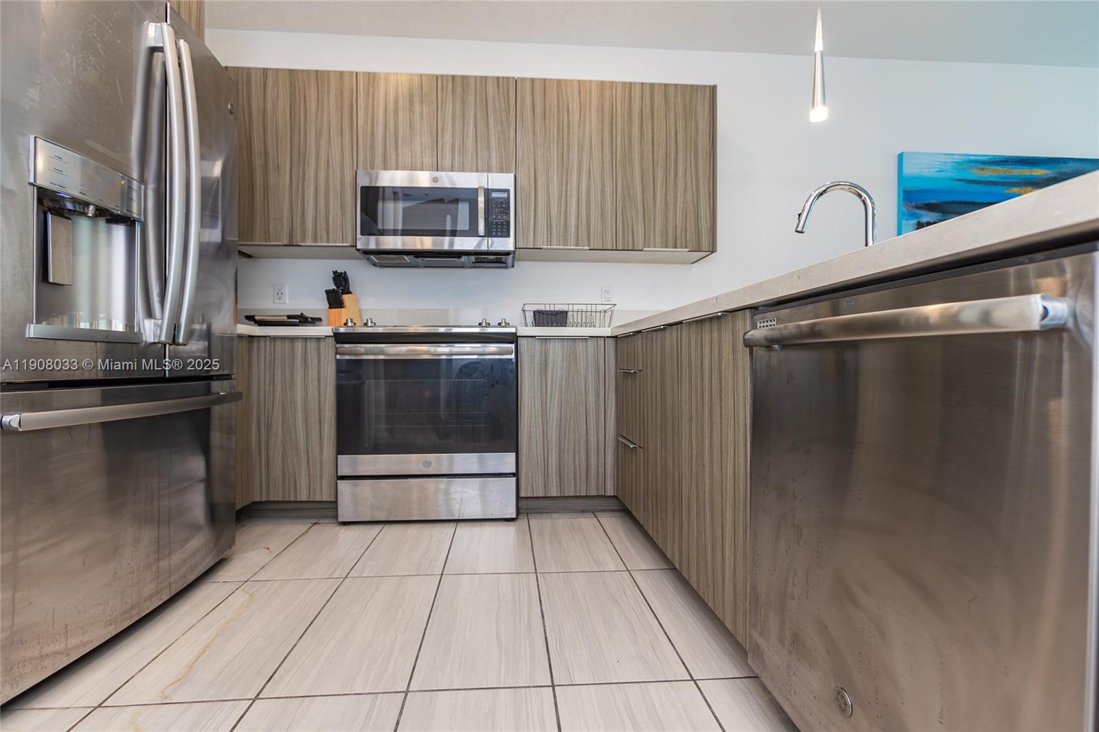 6401 NW 103rd Pl #301 Doral, FL 33178