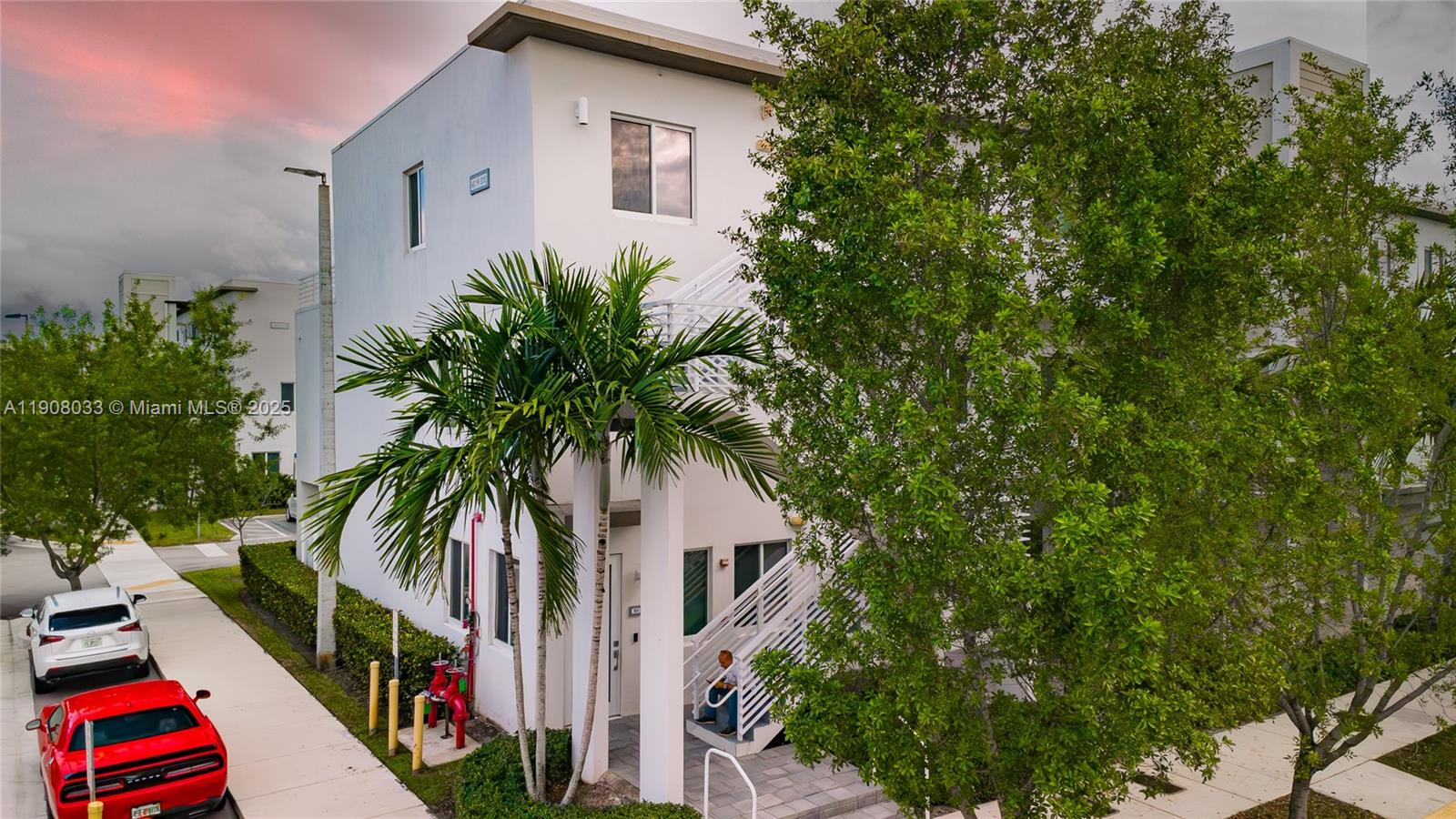 6401 NW 103rd Pl #301 Doral, FL 33178