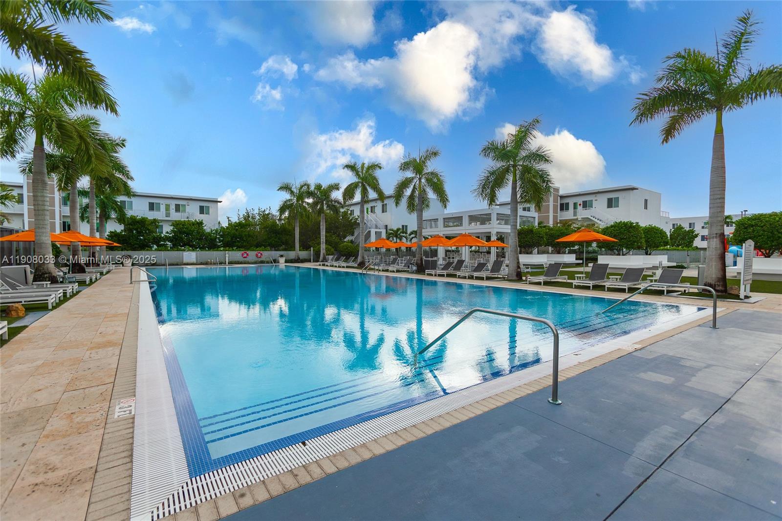 6401 NW 103rd Pl #301 Doral, FL 33178