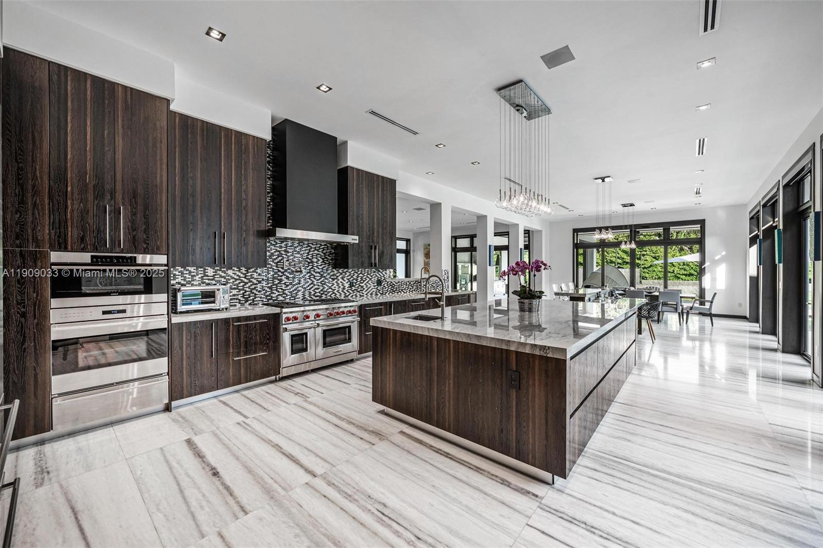 8961 SW 62nd Ct Pinecrest, FL 33156