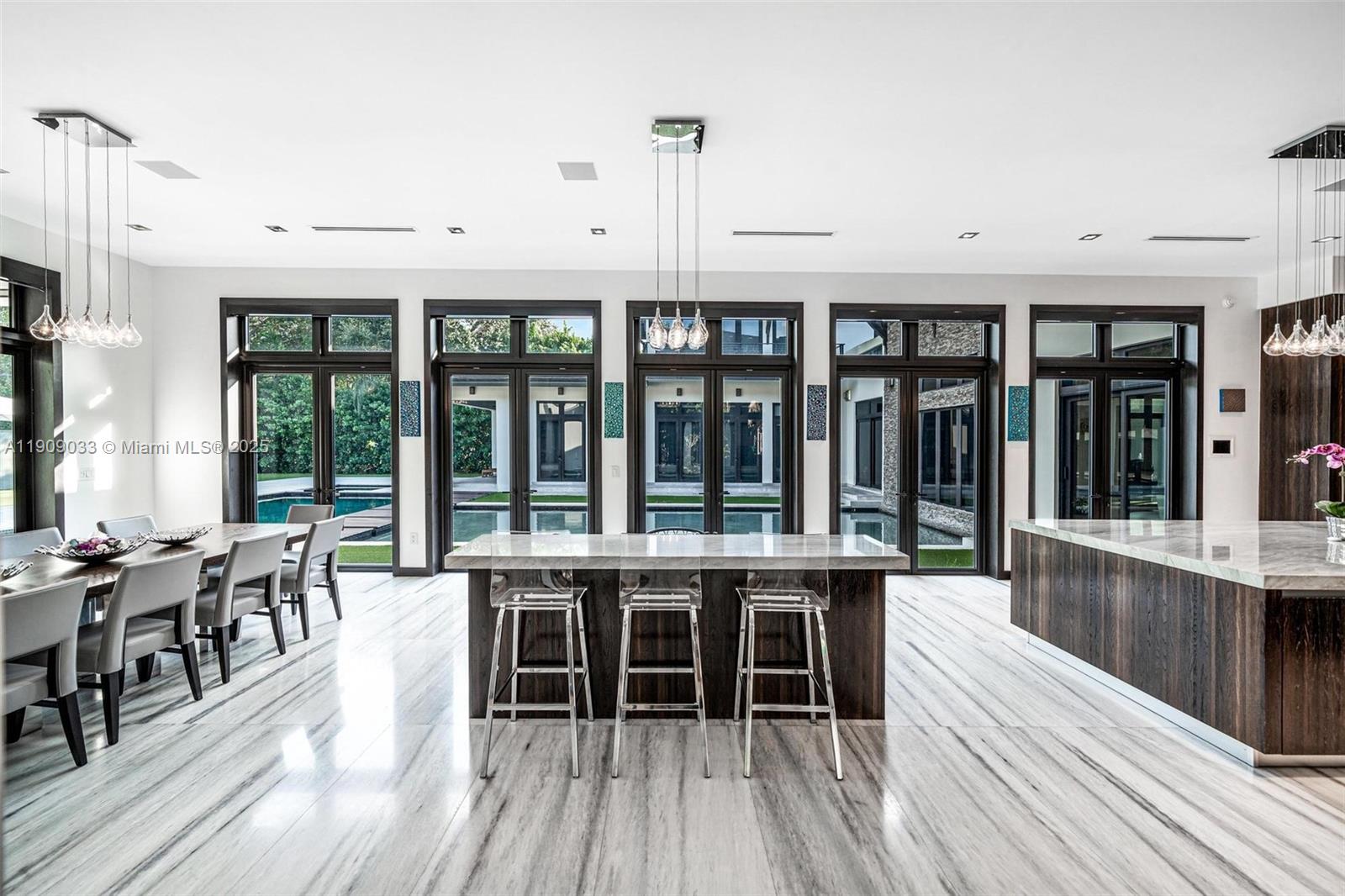 8961 SW 62nd Ct Pinecrest, FL 33156