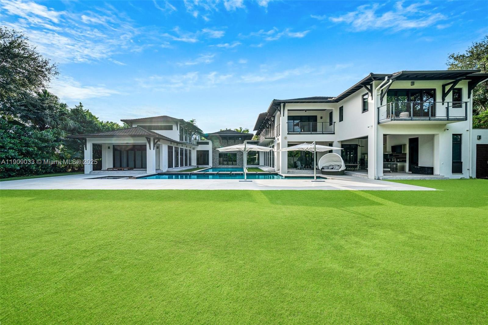 8961 SW 62nd Ct Pinecrest, FL 33156