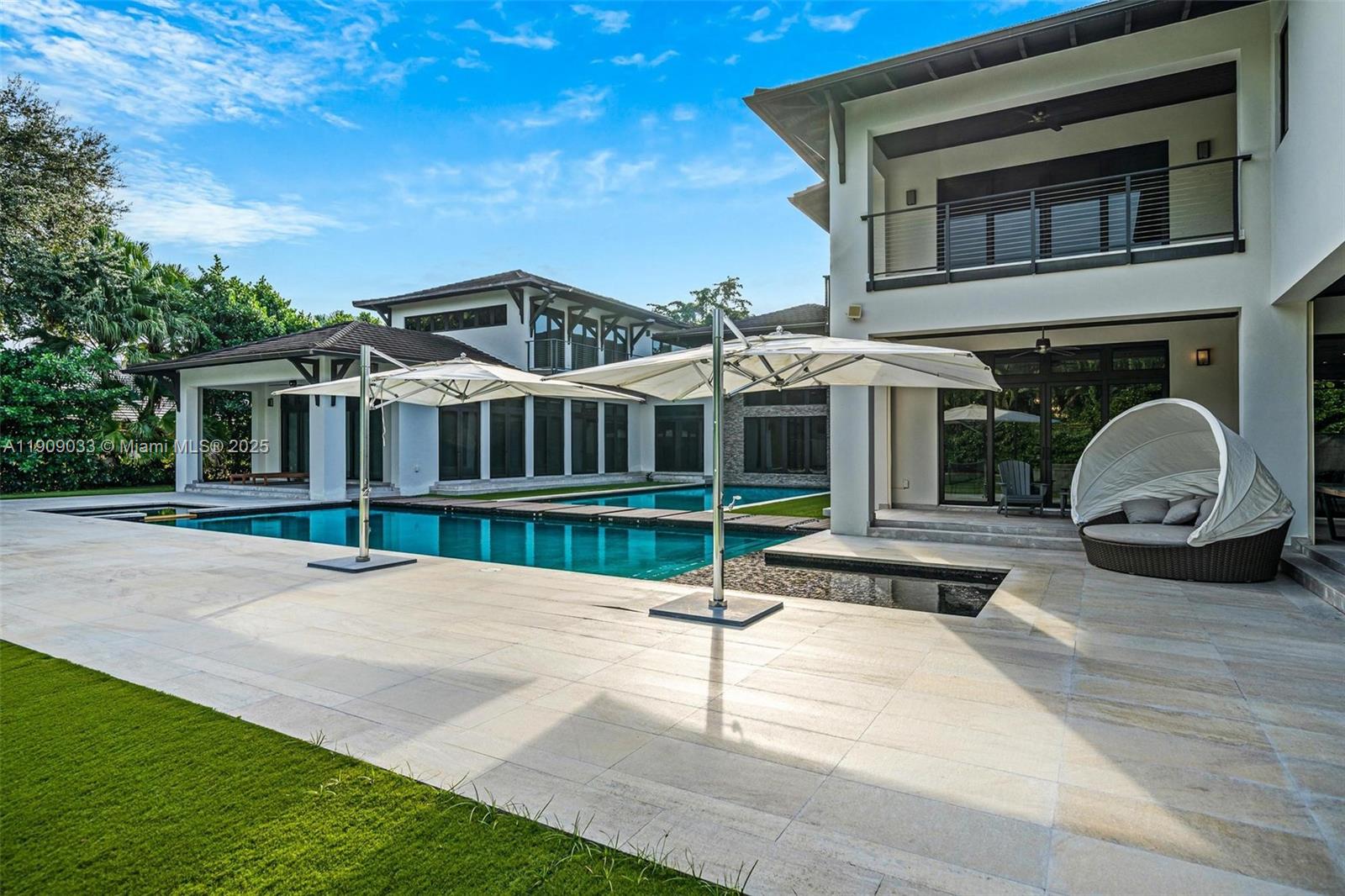 8961 SW 62nd Ct Pinecrest, FL 33156