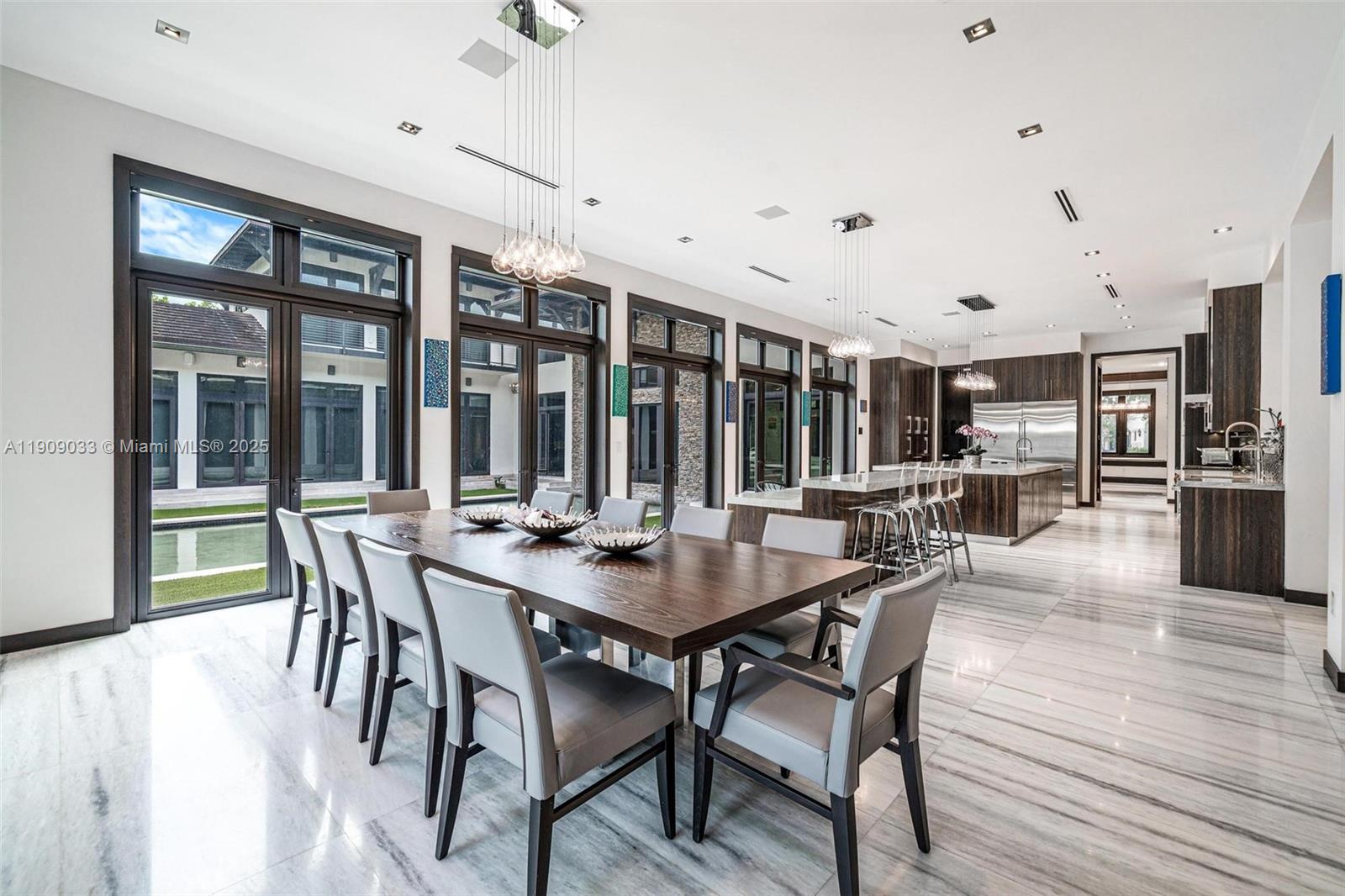 8961 SW 62nd Ct Pinecrest, FL 33156