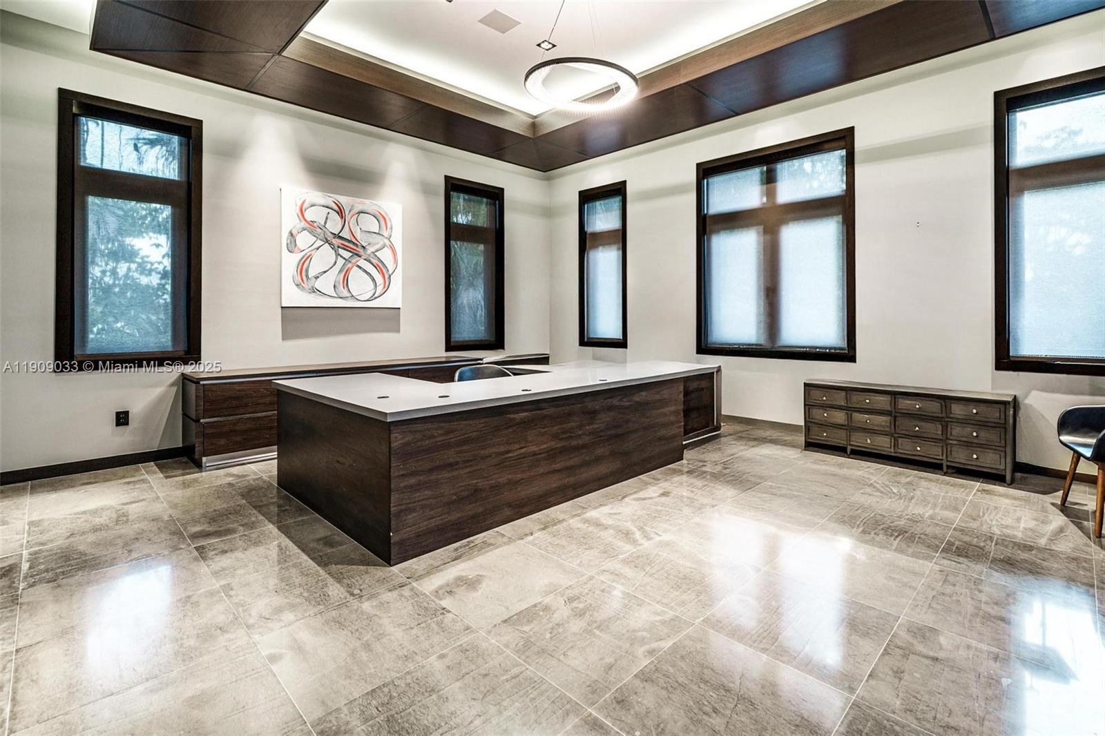 8961 SW 62nd Ct Pinecrest, FL 33156