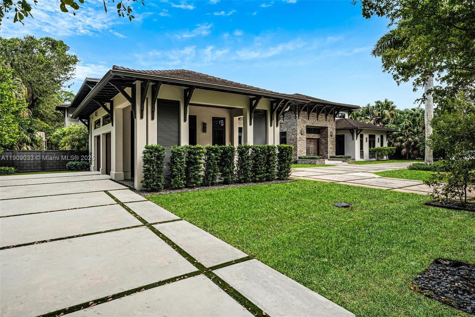 8961 SW 62nd Ct Pinecrest, FL 33156