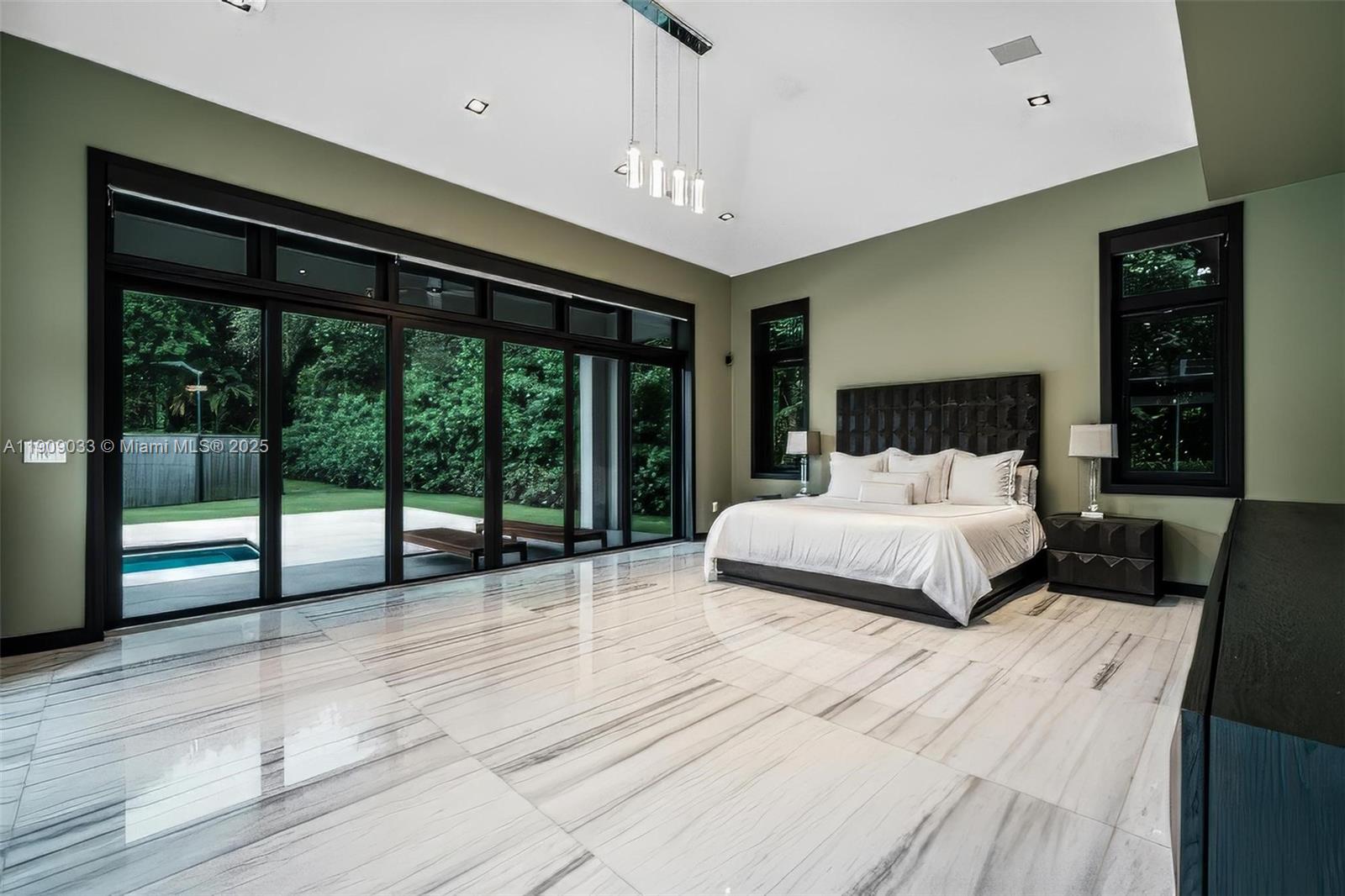 8961 SW 62nd Ct Pinecrest, FL 33156