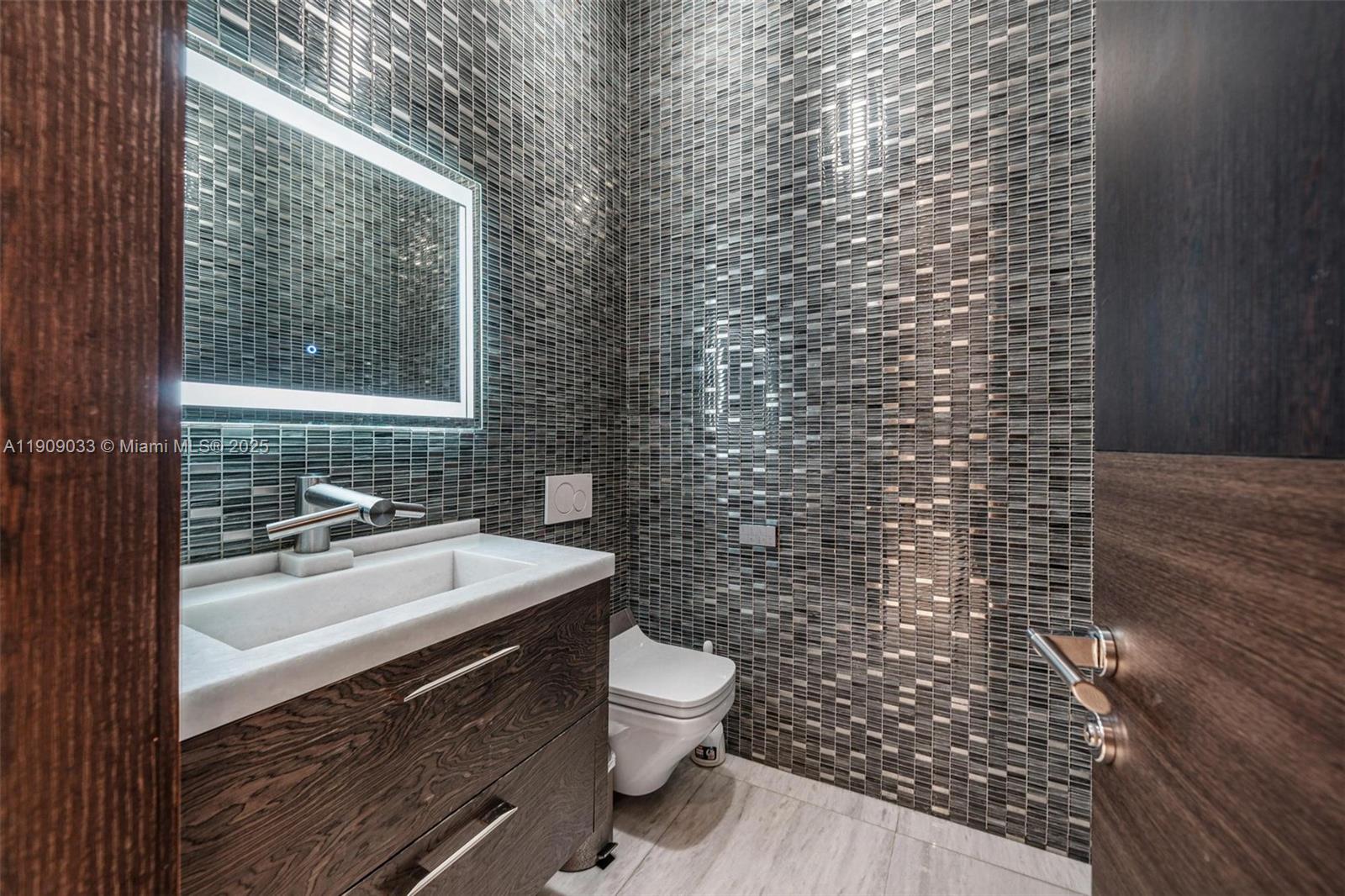 8961 SW 62nd Ct Pinecrest, FL 33156