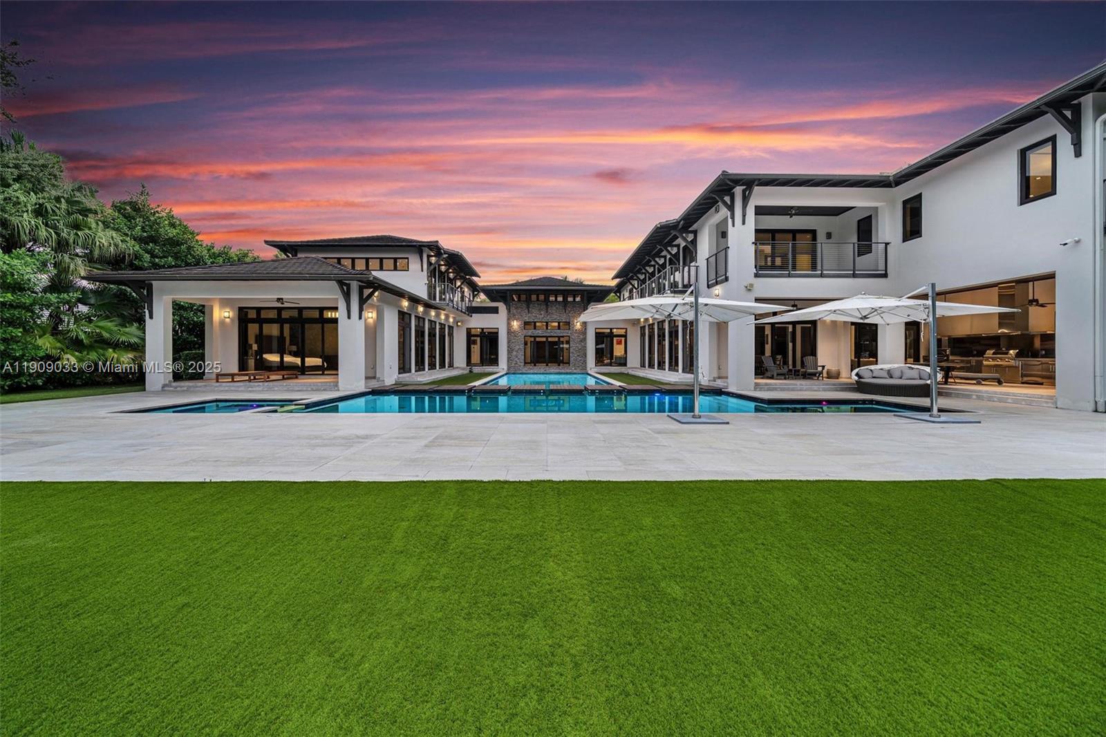 8961 SW 62nd Ct Pinecrest, FL 33156