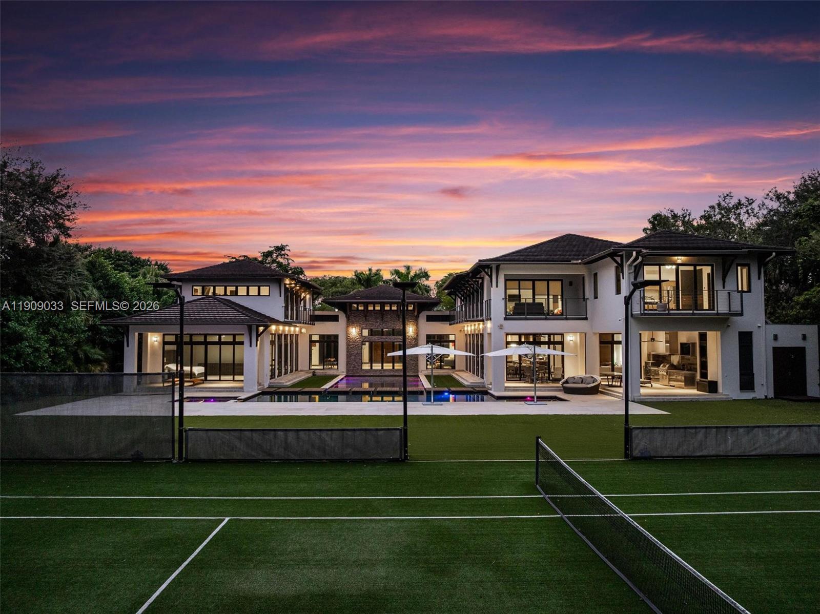 8961 SW 62nd Ct Pinecrest, FL 33156