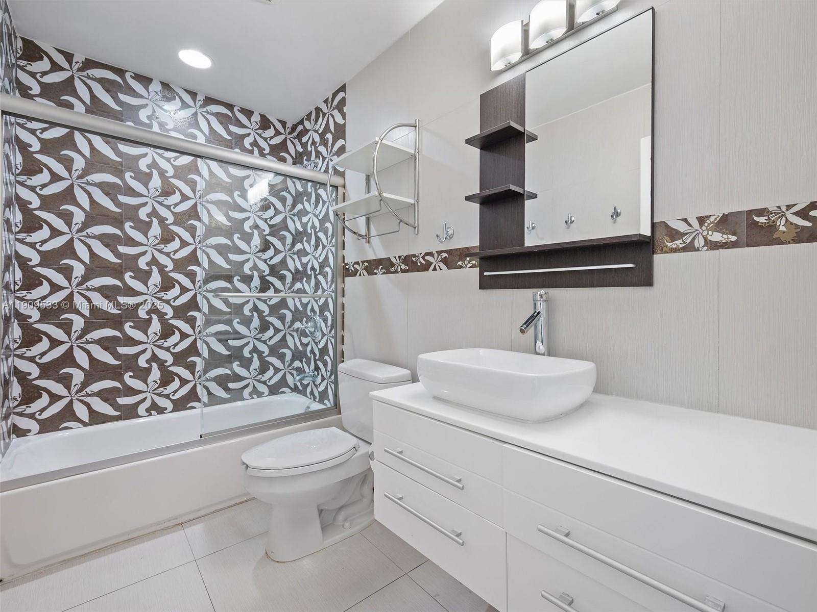 19116 Fisher Is Dr #19116 Miami Beach, FL 33109