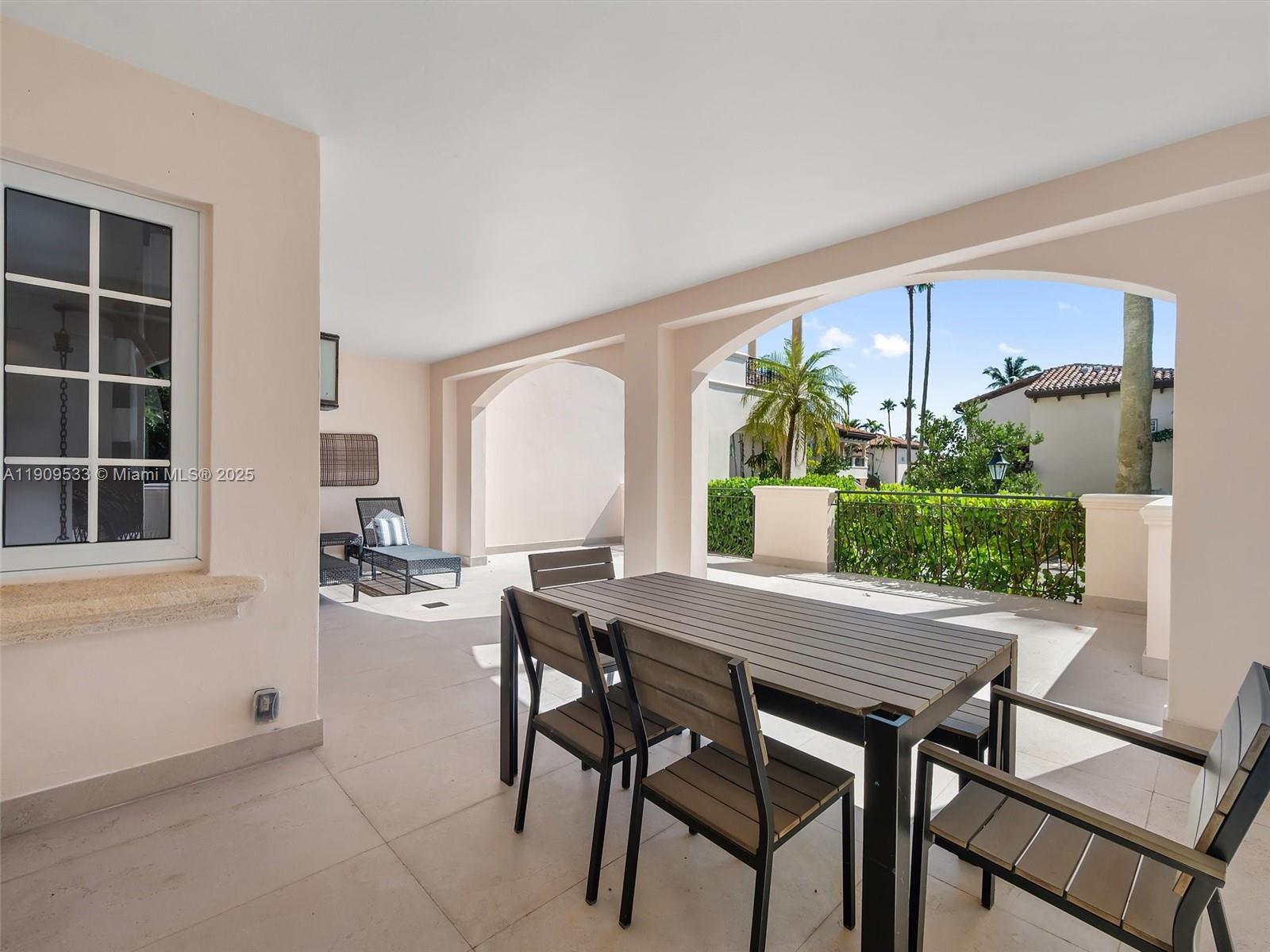 19116 Fisher Is Dr #19116 Miami Beach, FL 33109