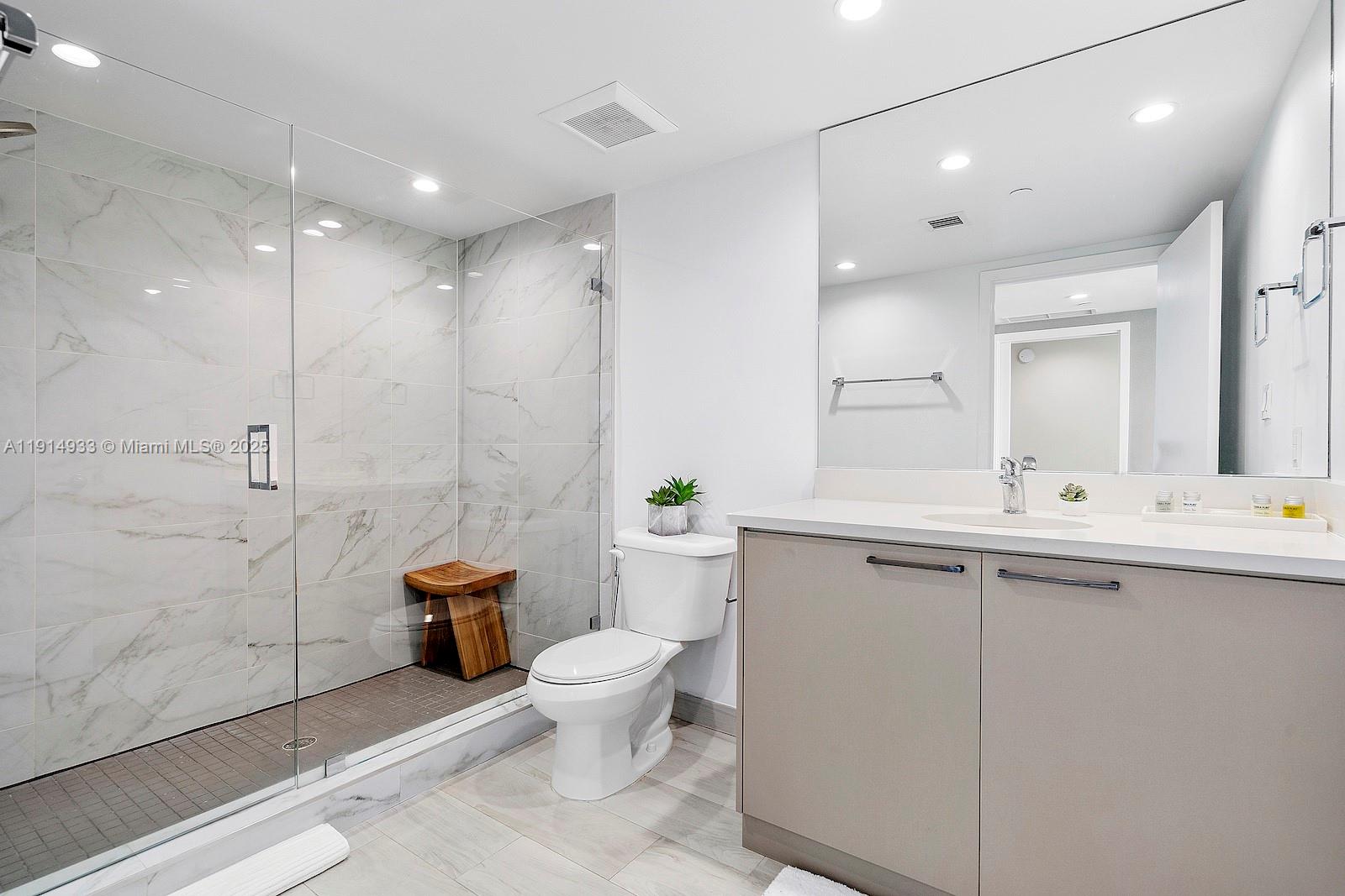 1150 101st St #701 Bay Harbor Islands, FL 33154