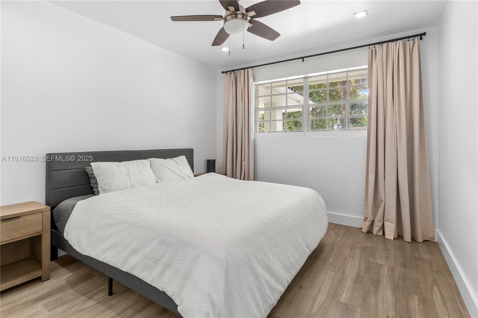 2055 NE 201st Ter Miami, FL 33179