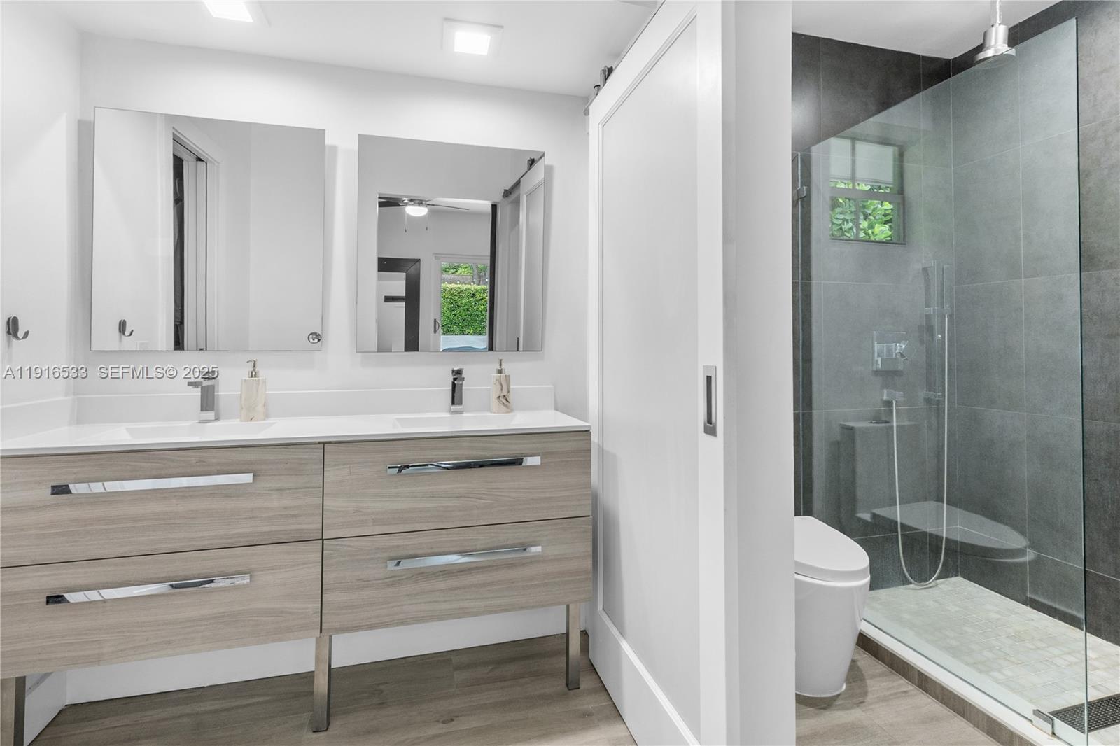 2055 NE 201st Ter Miami, FL 33179