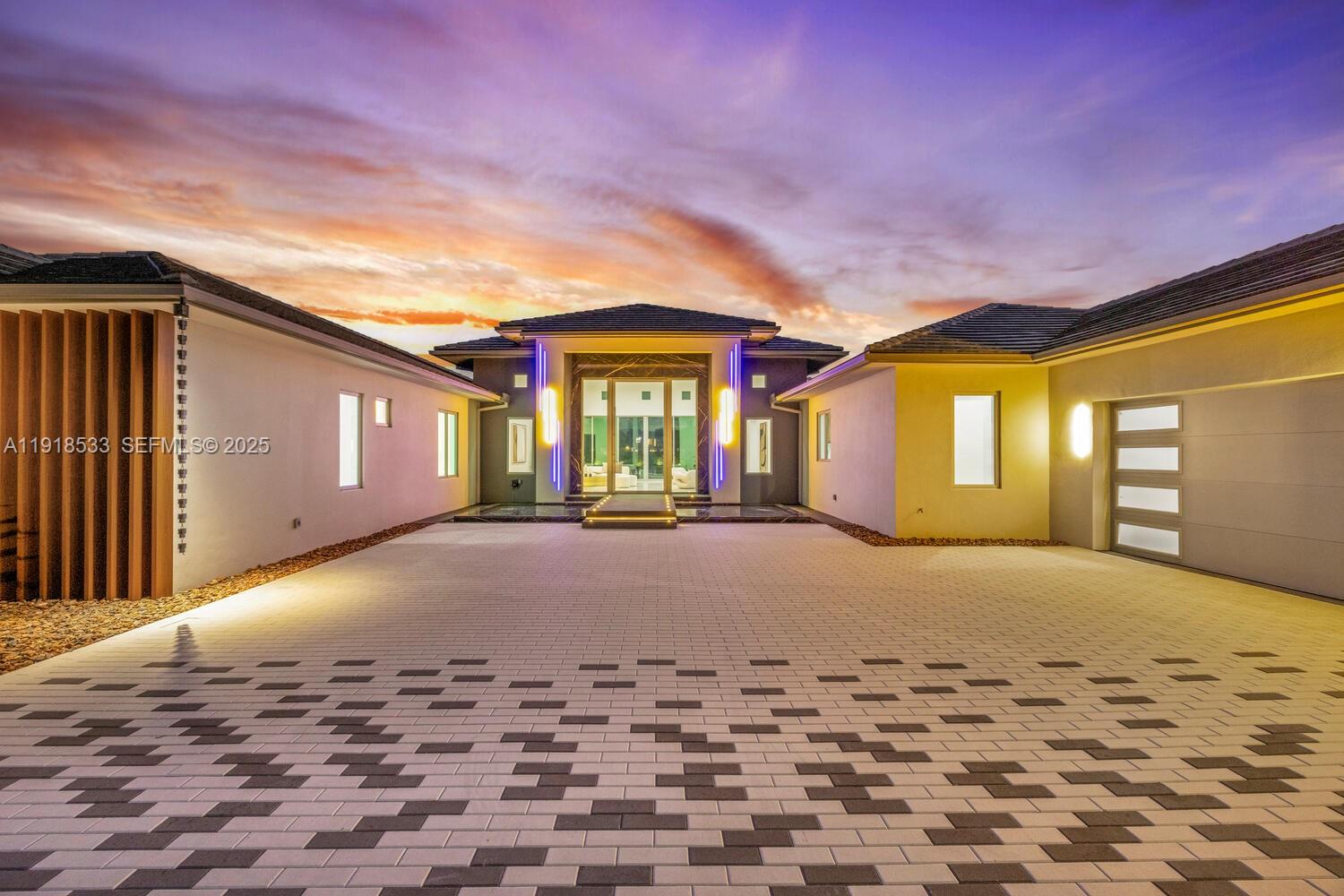 9790 SW 62nd St Miami, FL 33173