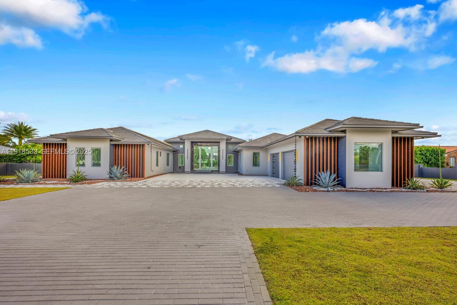 9790 SW 62nd St Miami, FL 33173