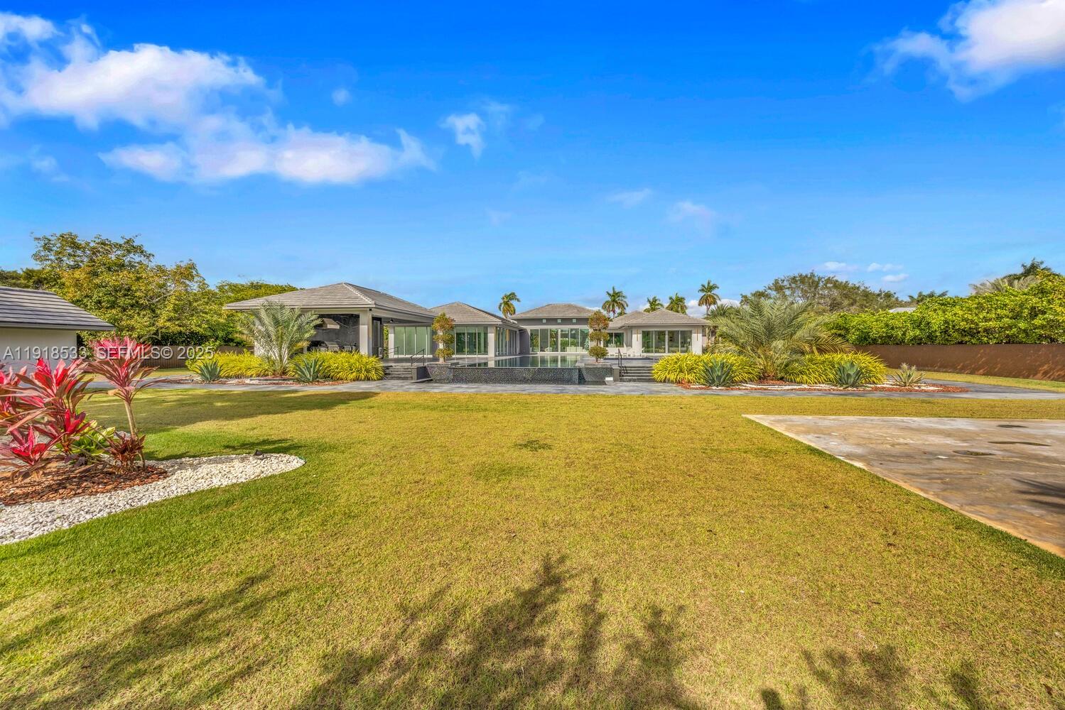 9790 SW 62nd St Miami, FL 33173