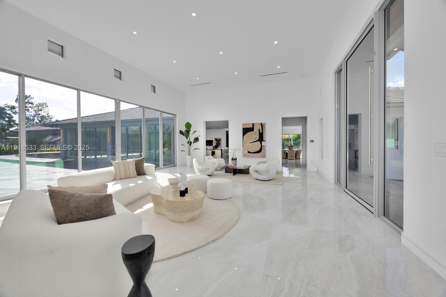 9790 SW 62nd St Miami, FL 33173