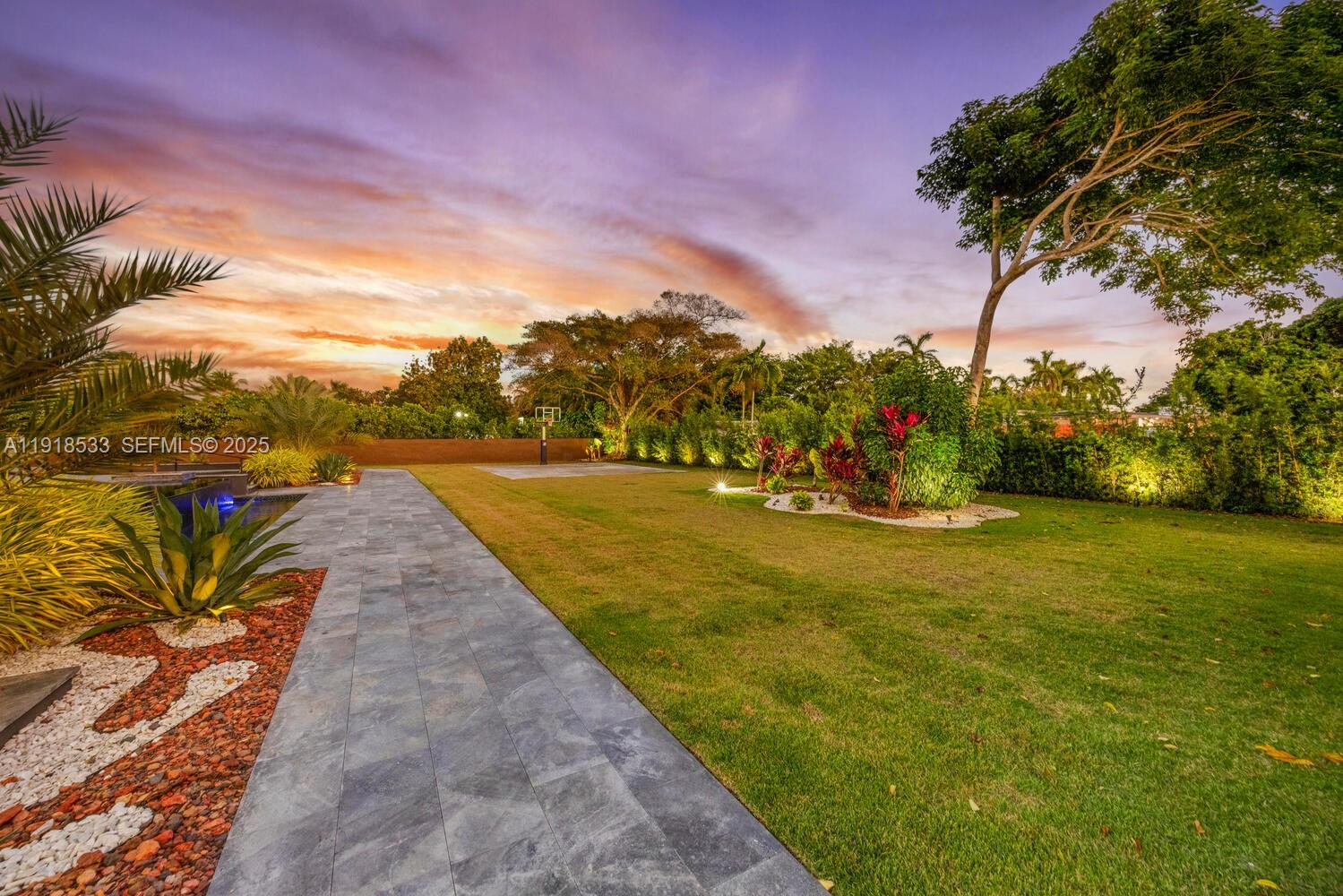 9790 SW 62nd St Miami, FL 33173