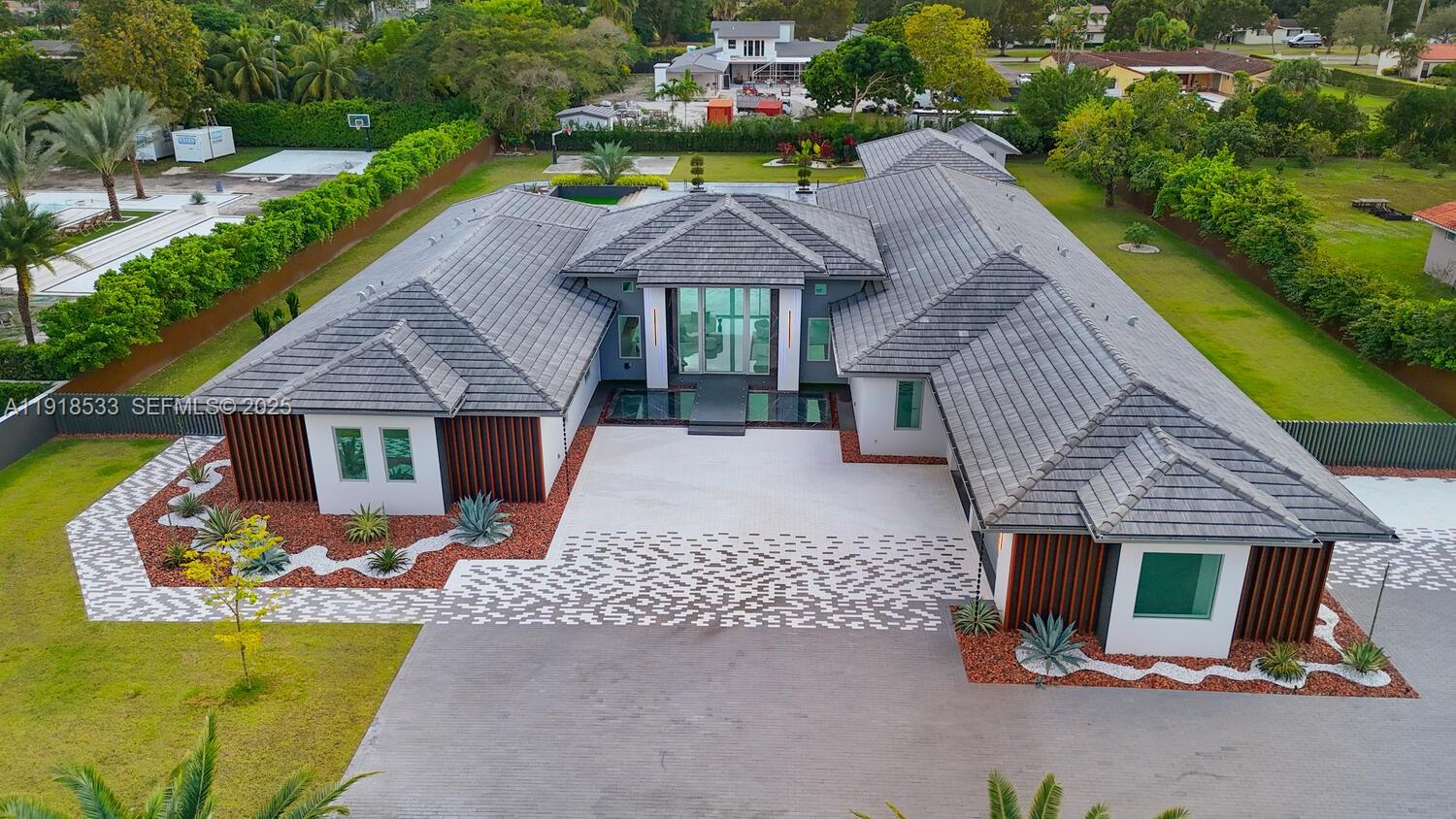 9790 SW 62nd St Miami, FL 33173