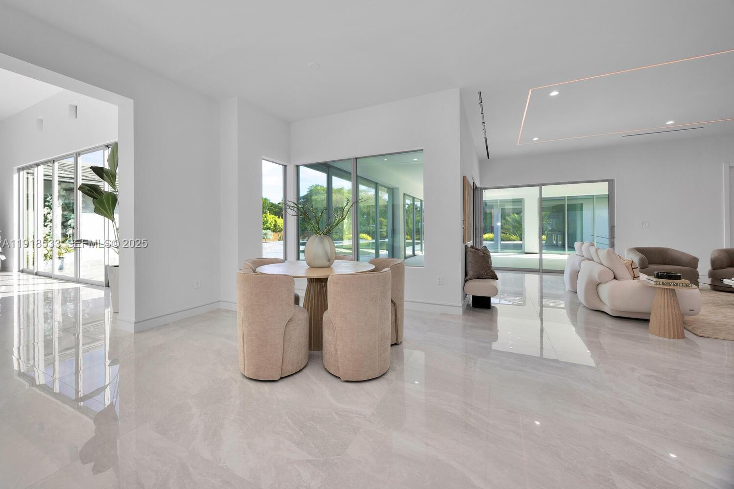 9790 SW 62nd St Miami, FL 33173