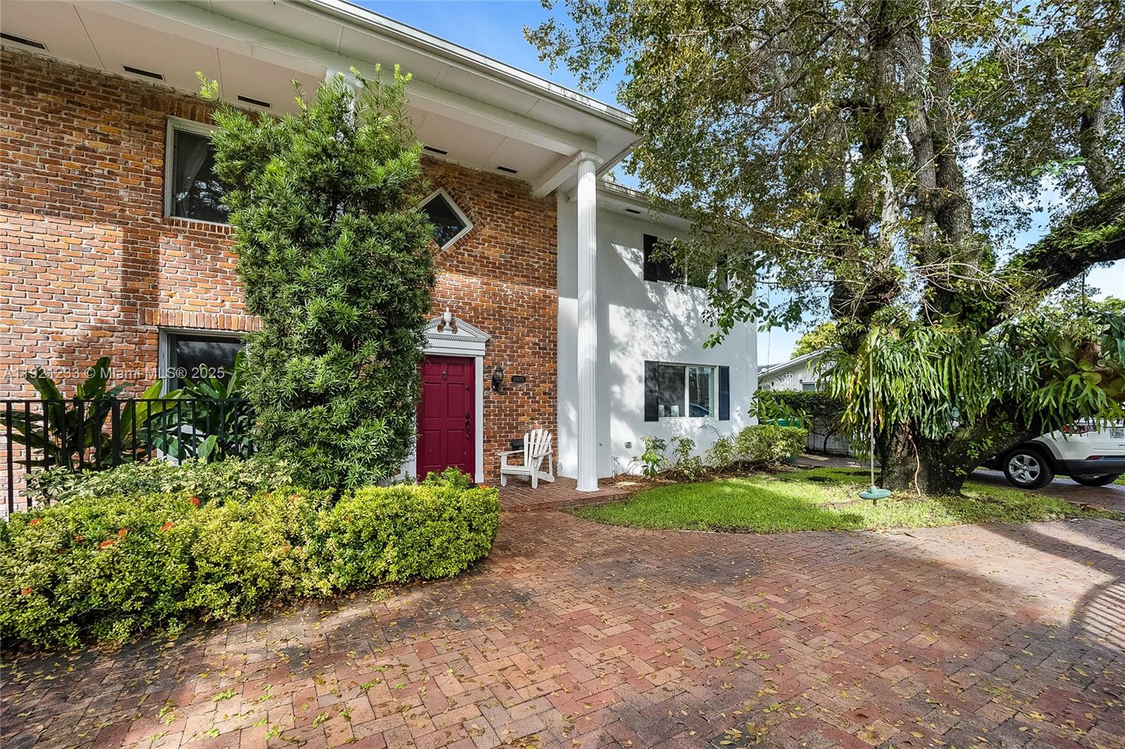 10670 SW 77th Ave #10670