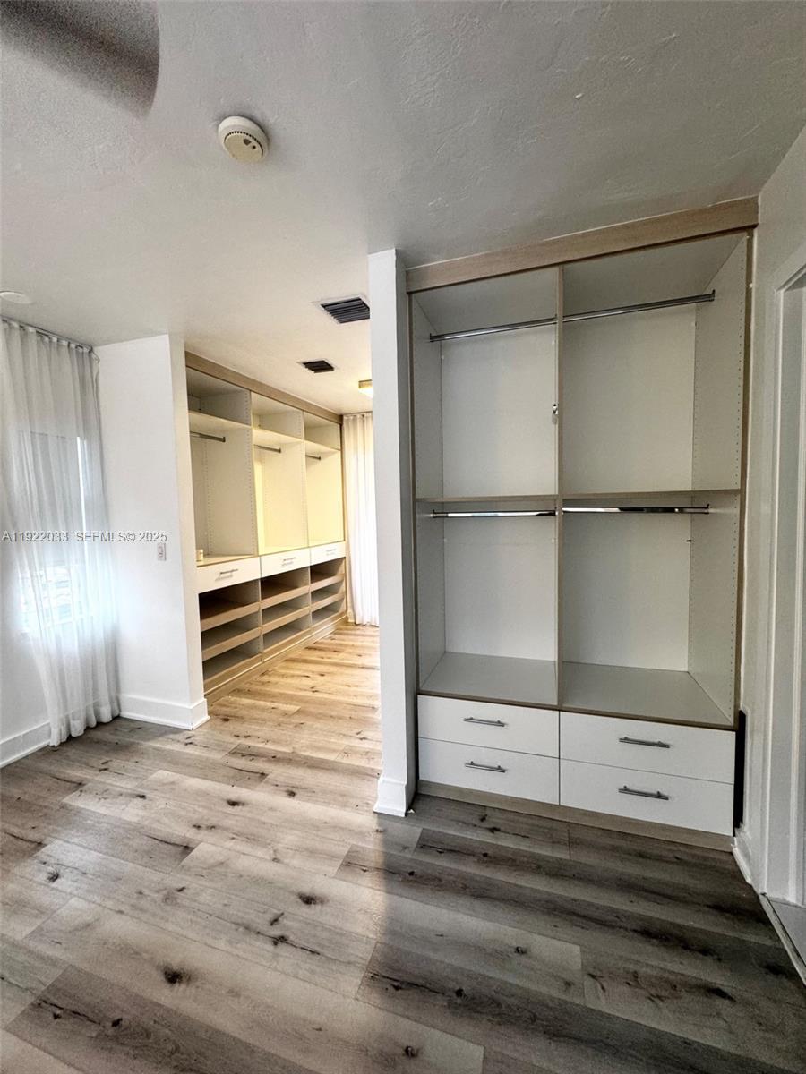 3470 Sheridan Ave #n/a Miami Beach, FL 33140