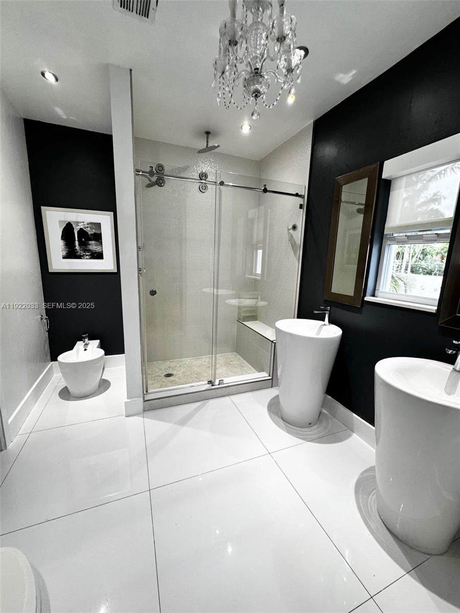 3470 Sheridan Ave #n/a Miami Beach, FL 33140