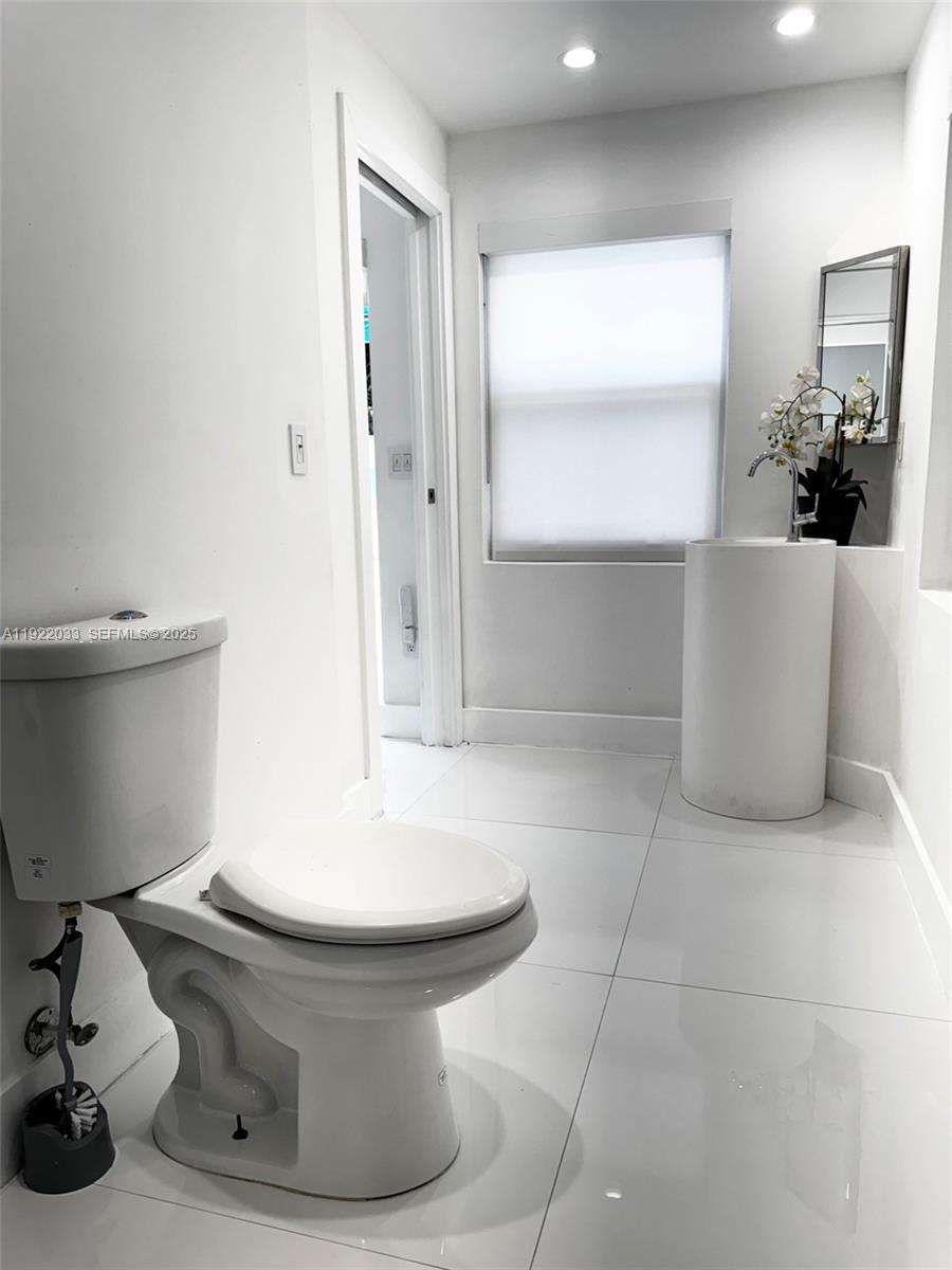 3470 Sheridan Ave #n/a Miami Beach, FL 33140