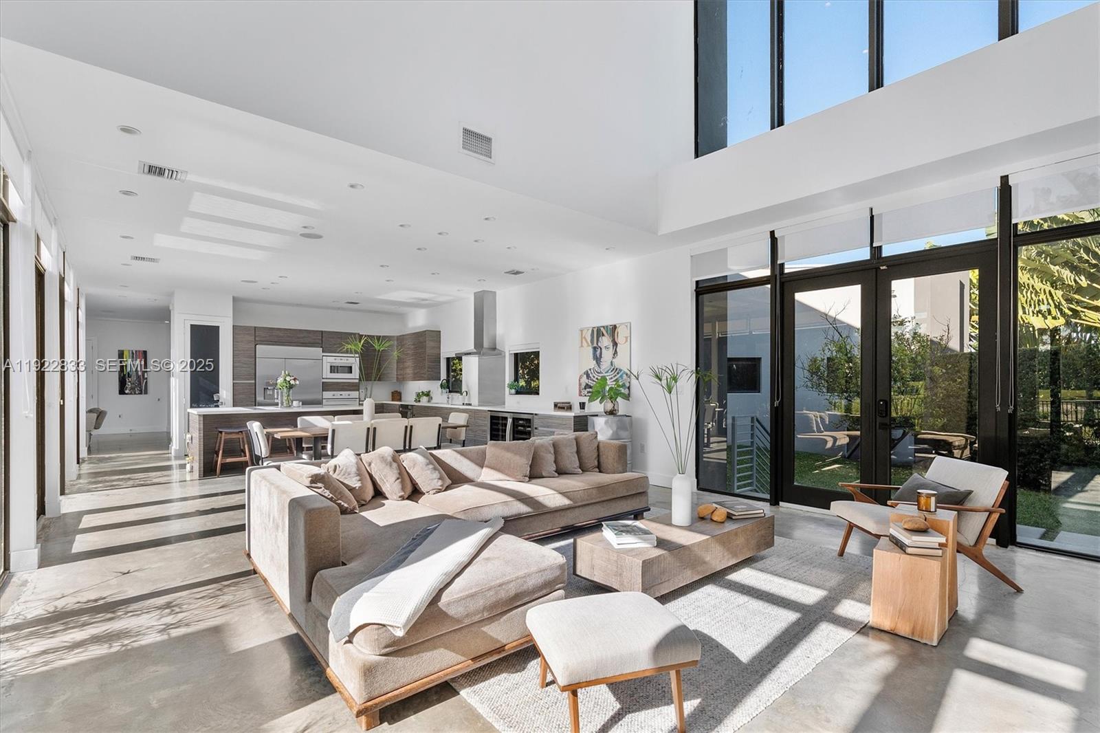 1009 NE 104th St Miami Shores, FL 33138