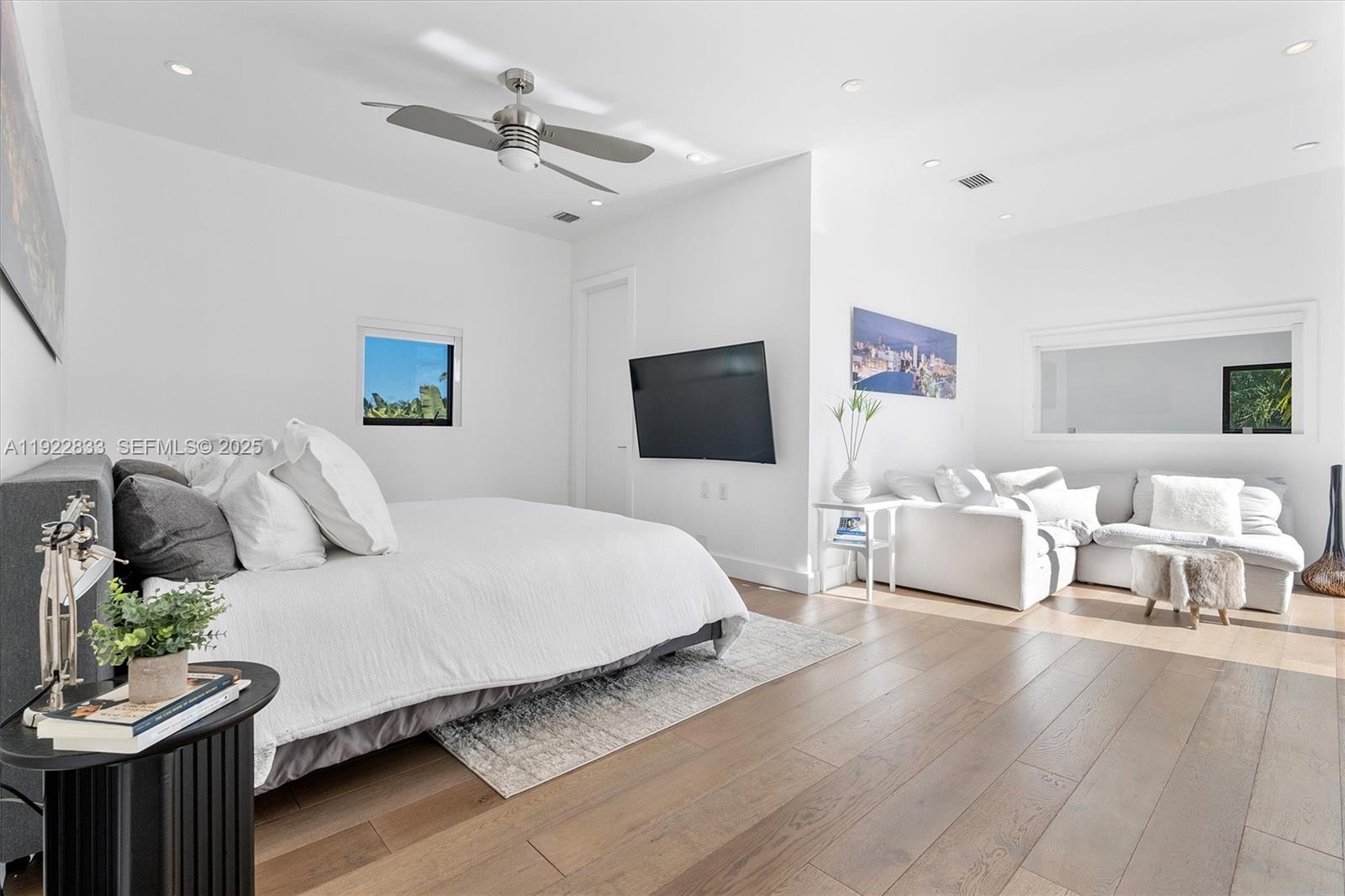 1009 NE 104th St Miami Shores, FL 33138