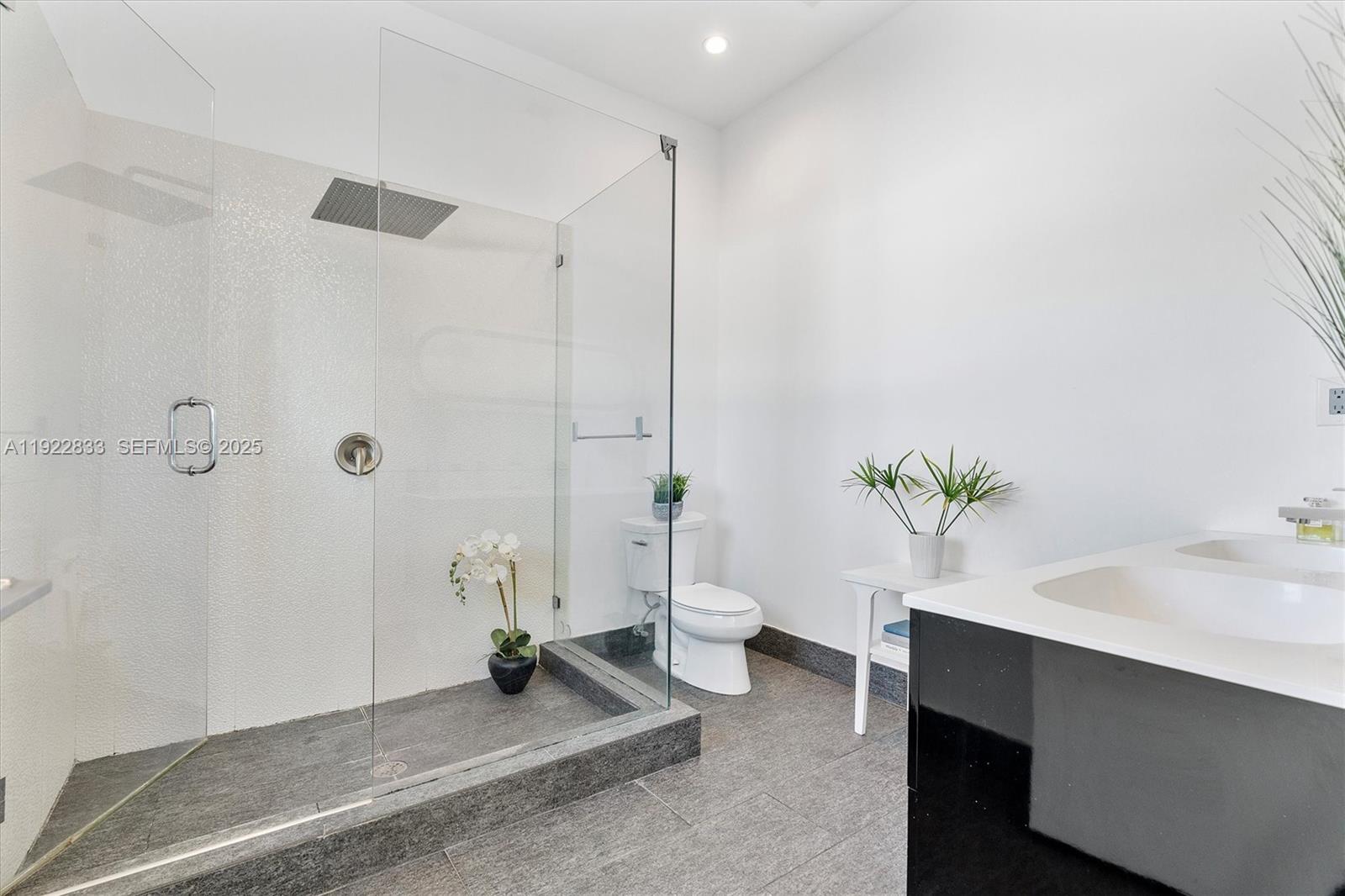 1009 NE 104th St Miami Shores, FL 33138