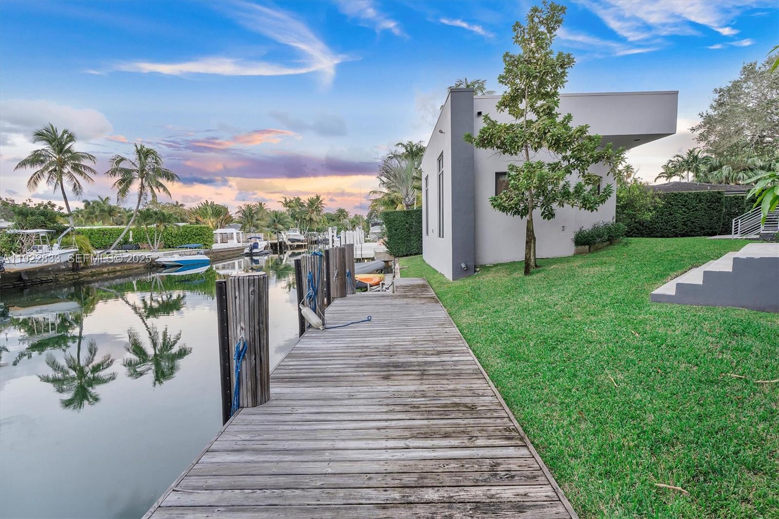 1009 NE 104th St Miami Shores, FL 33138