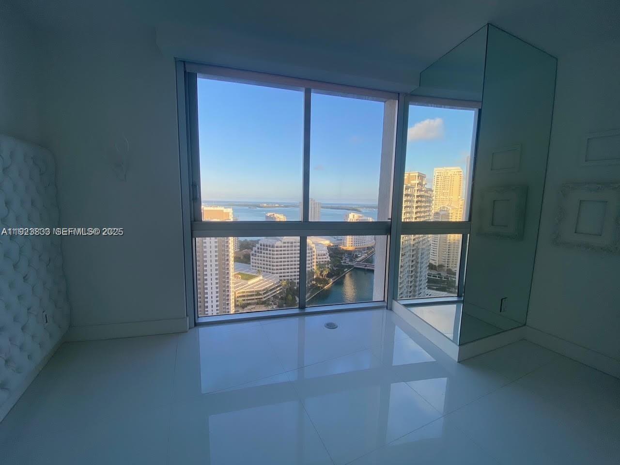 495 Brickell Ave #2902 Miami, FL 33131