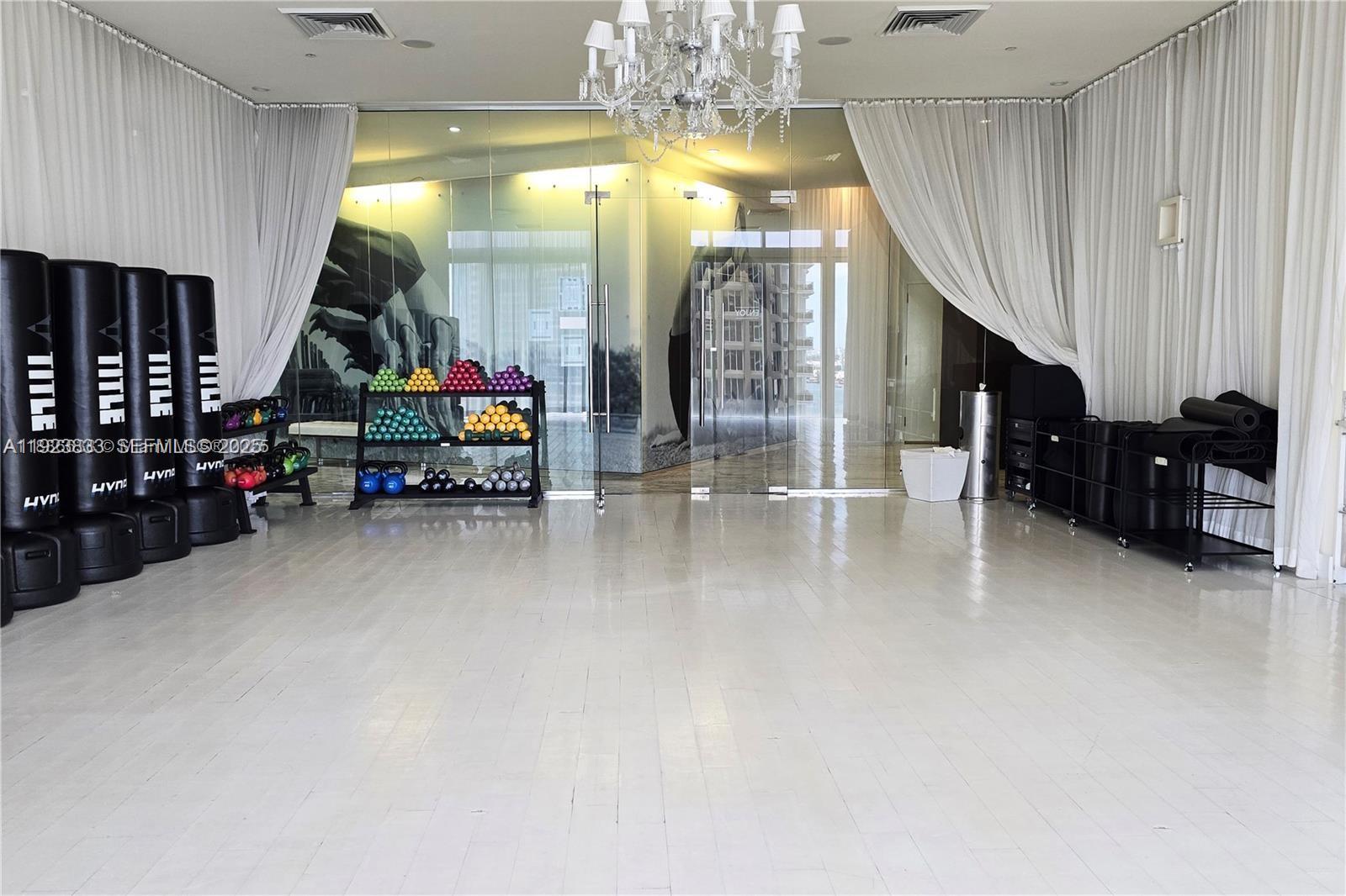 495 Brickell Ave #2902 Miami, FL 33131