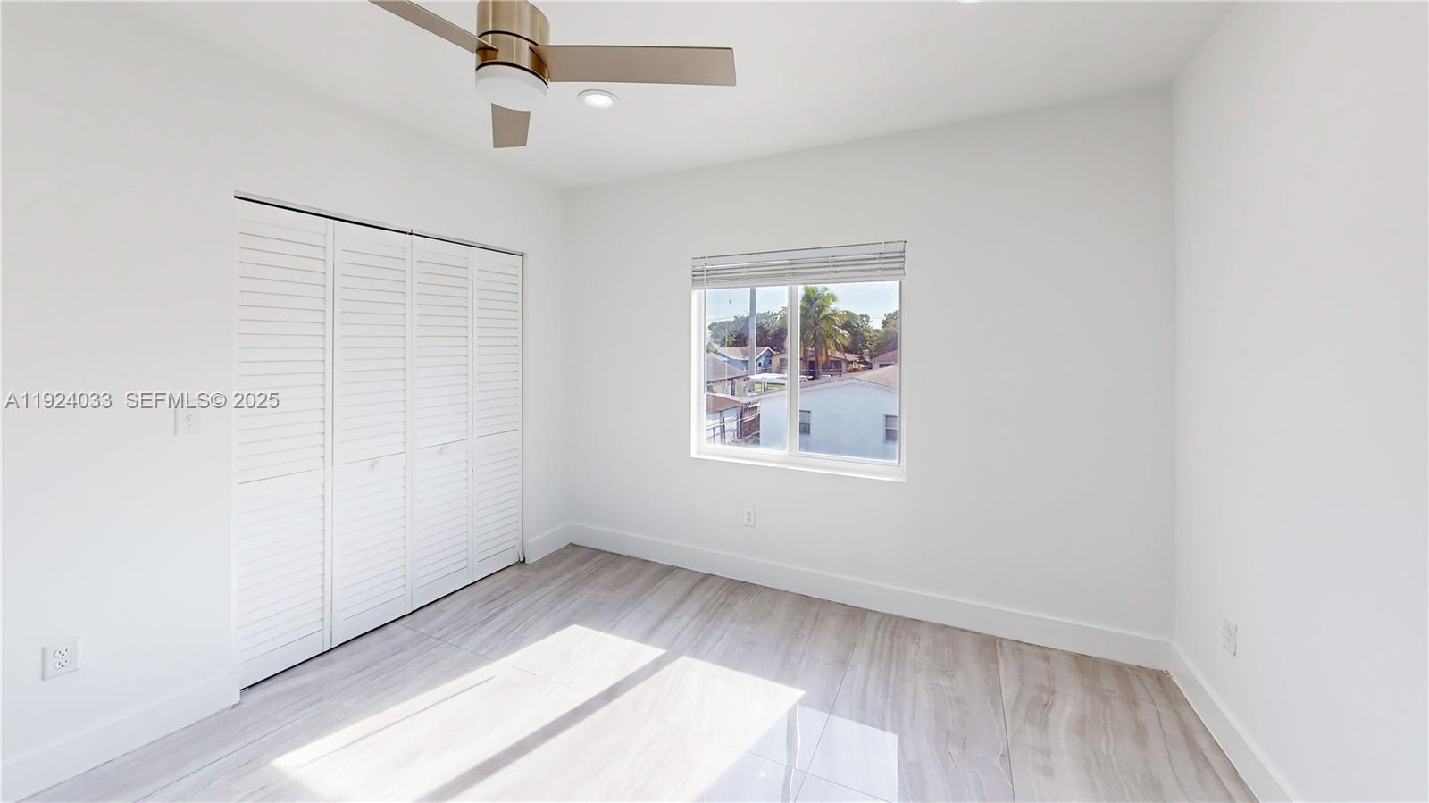 1886 NW 68th St Miami, FL 33147