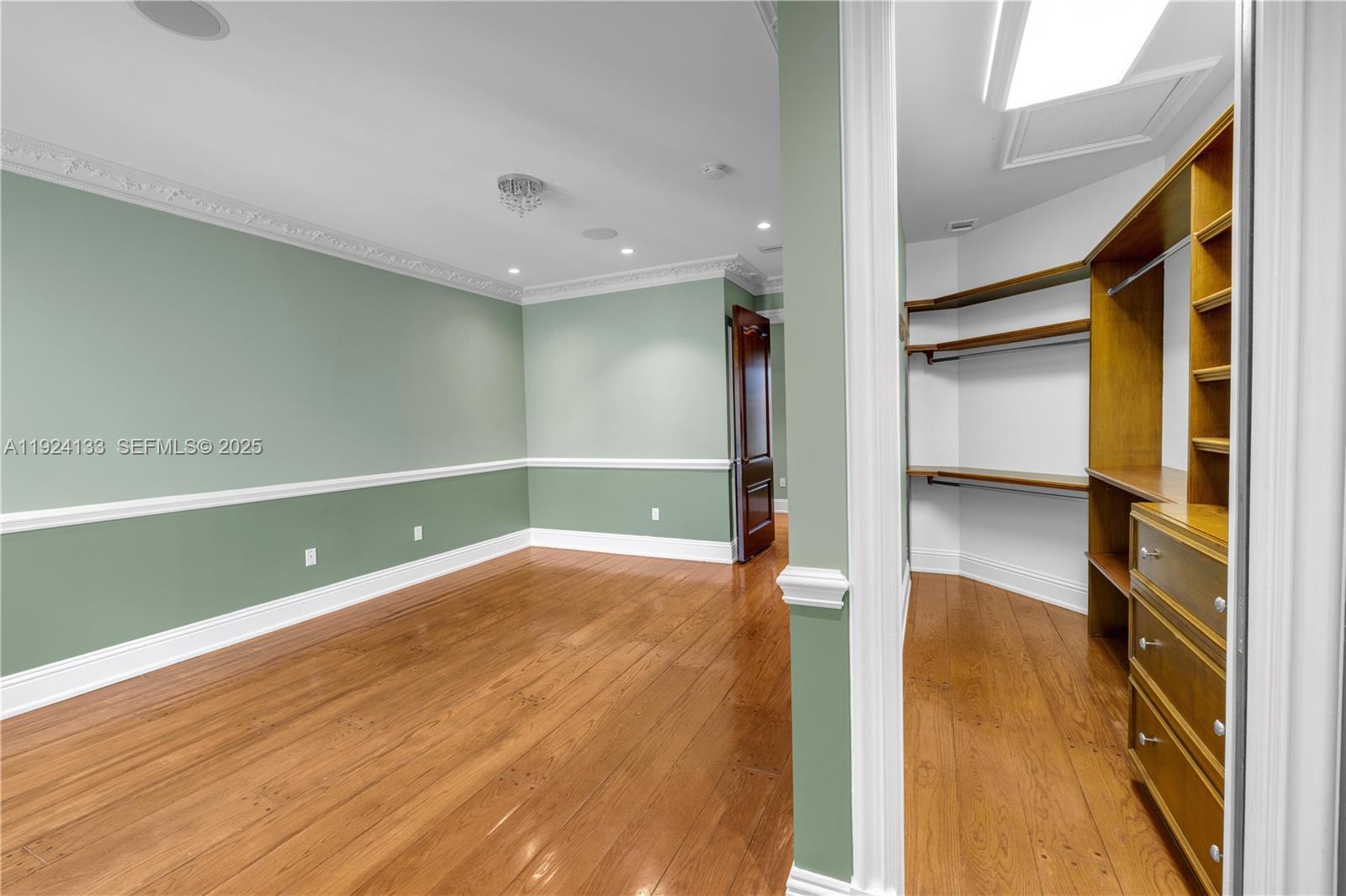 13671 Deering Bay Dr Coral Gables, FL 33158