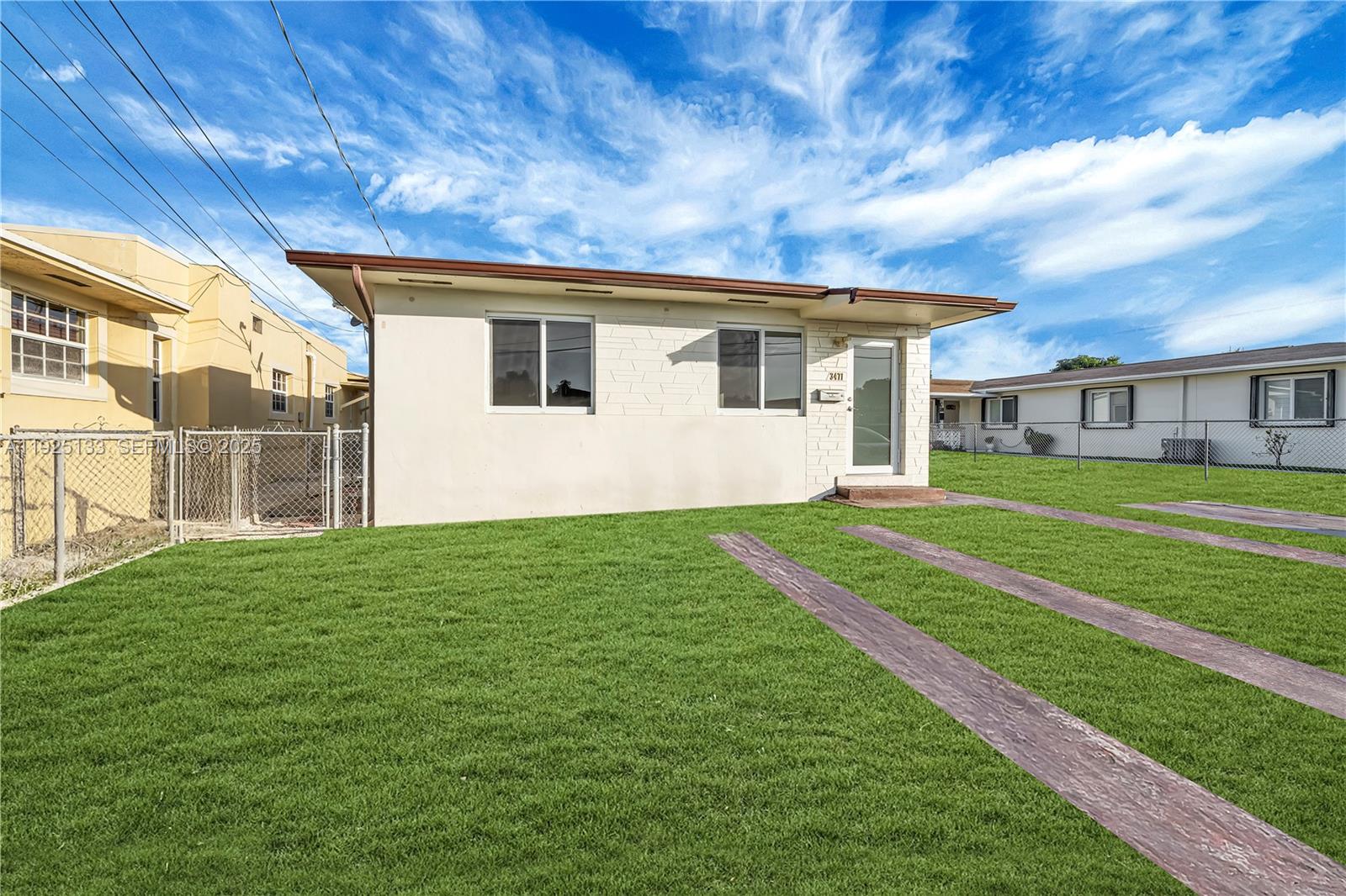 3471 SW 3rd St #3471