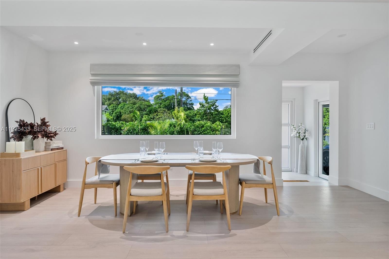 8825 NE 10th Ave Miami, FL 33138