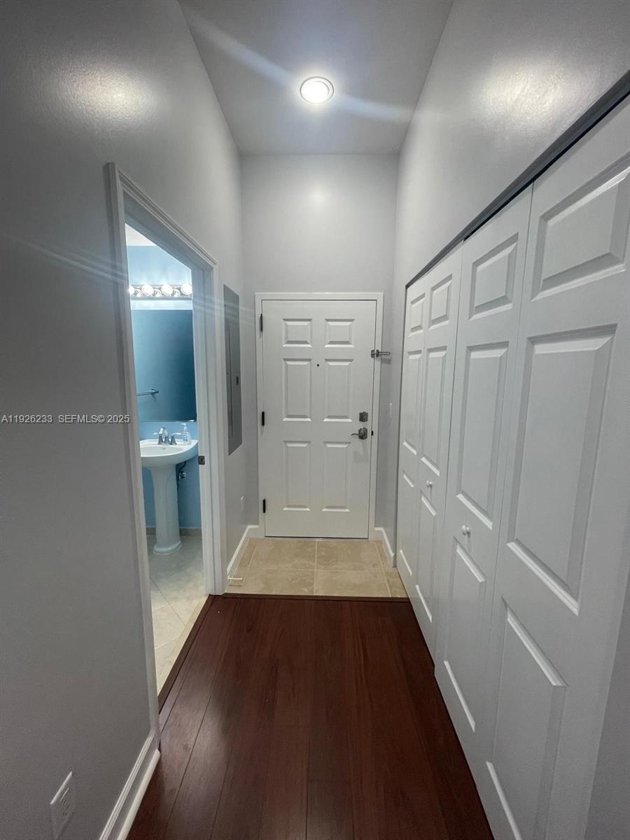 8395 SW 73rd Ave #314 Miami, FL 33143