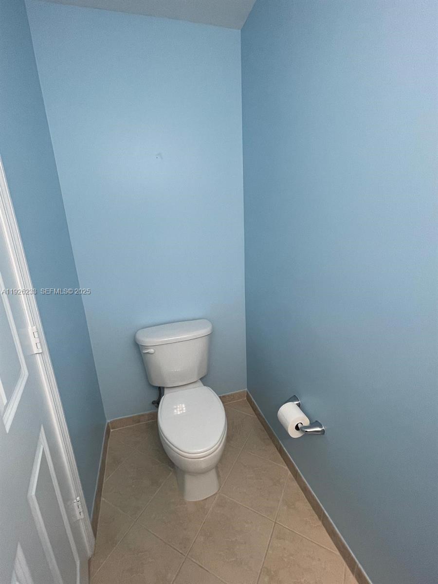 8395 SW 73rd Ave #314 Miami, FL 33143