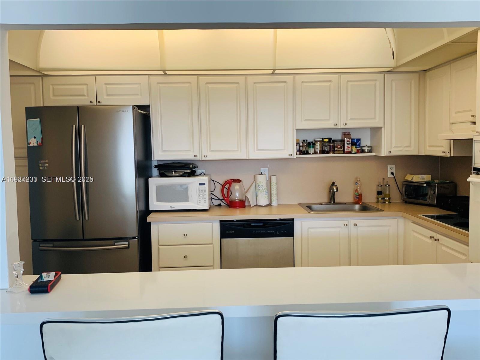 19380 Collins Ave #1423 Sunny Isles Beach, FL 33160