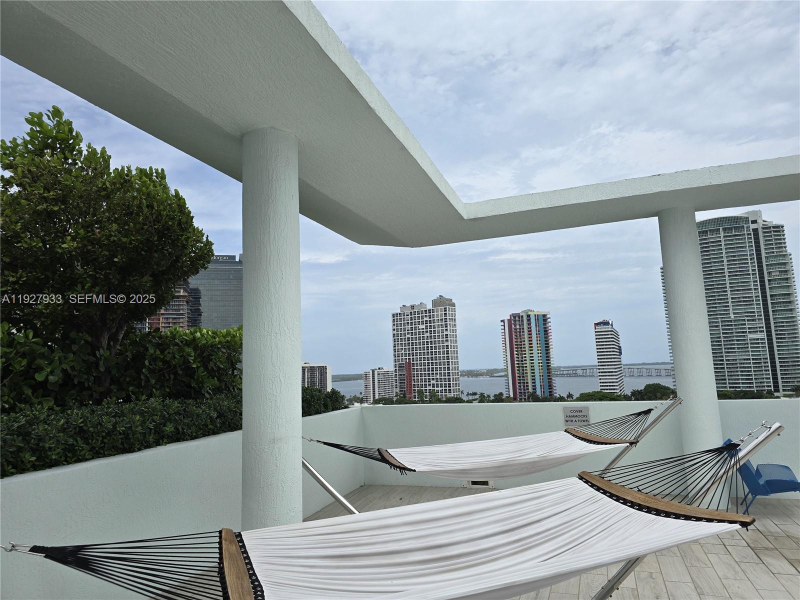 image Le Parc at Brickell23